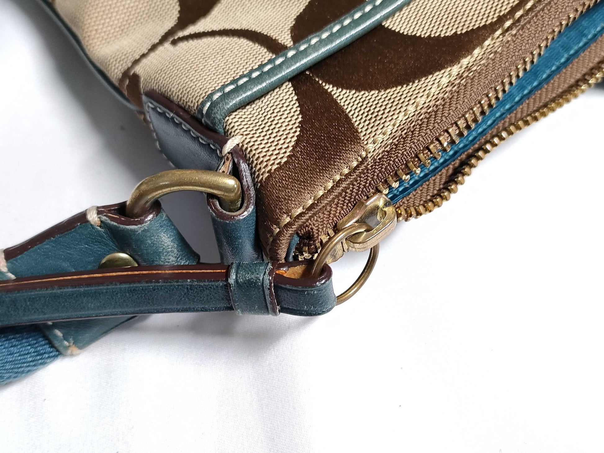 COACH Signature 10,129/F57521/1487 Shoulder Bag