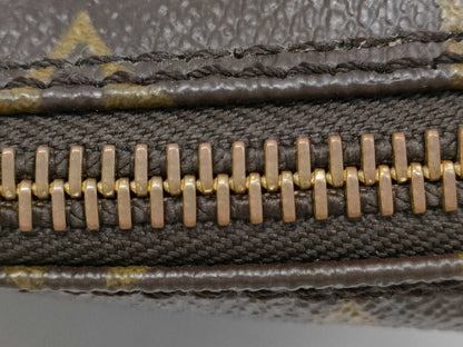 LOUIS VUITTON Monogram M47524 True Toilet 23 Second Bag