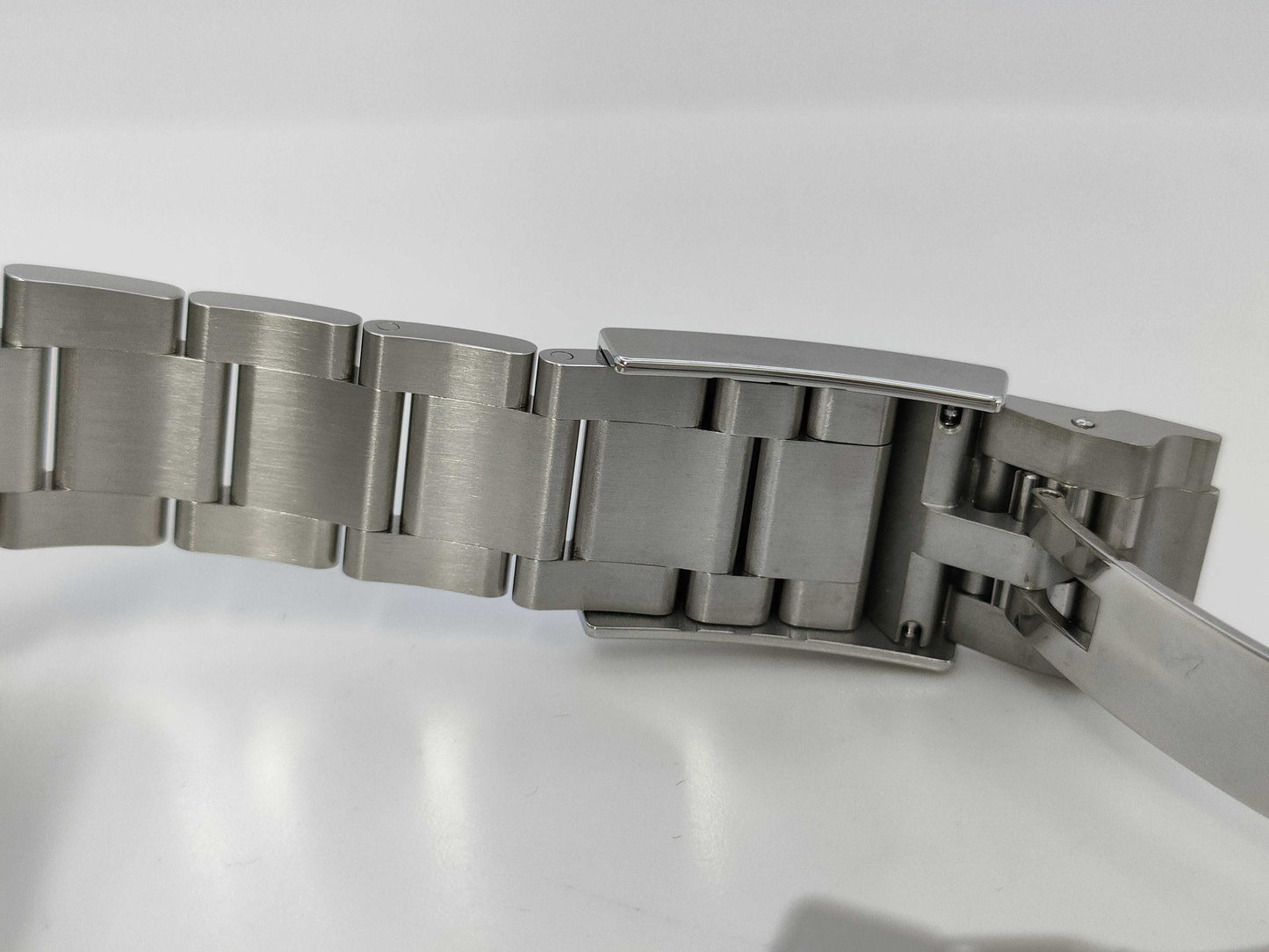 ROLEX 126500LN 86X0W231 Men's Watch