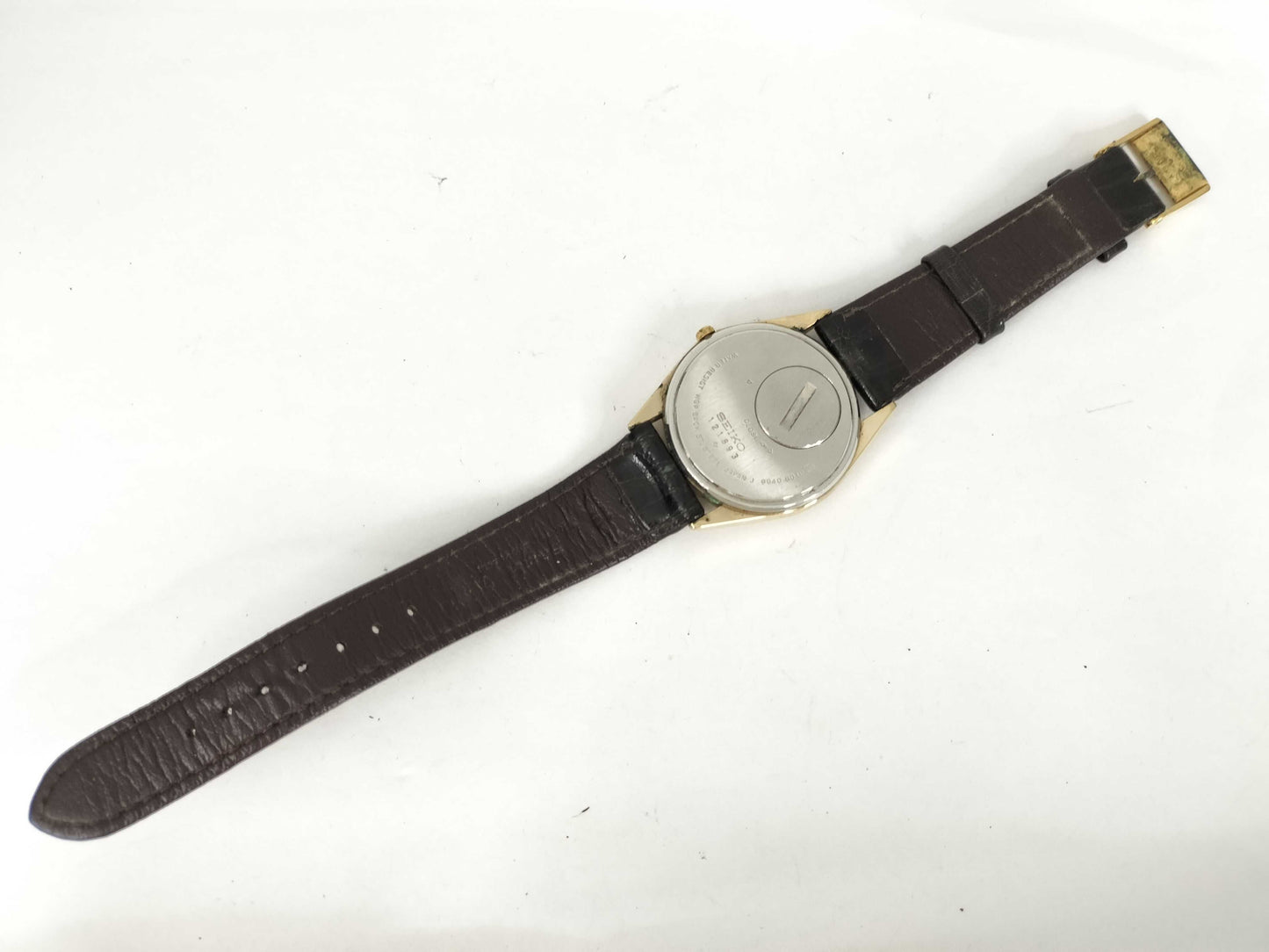 SEIKO 9940 8010/Men's and Boys' Watches