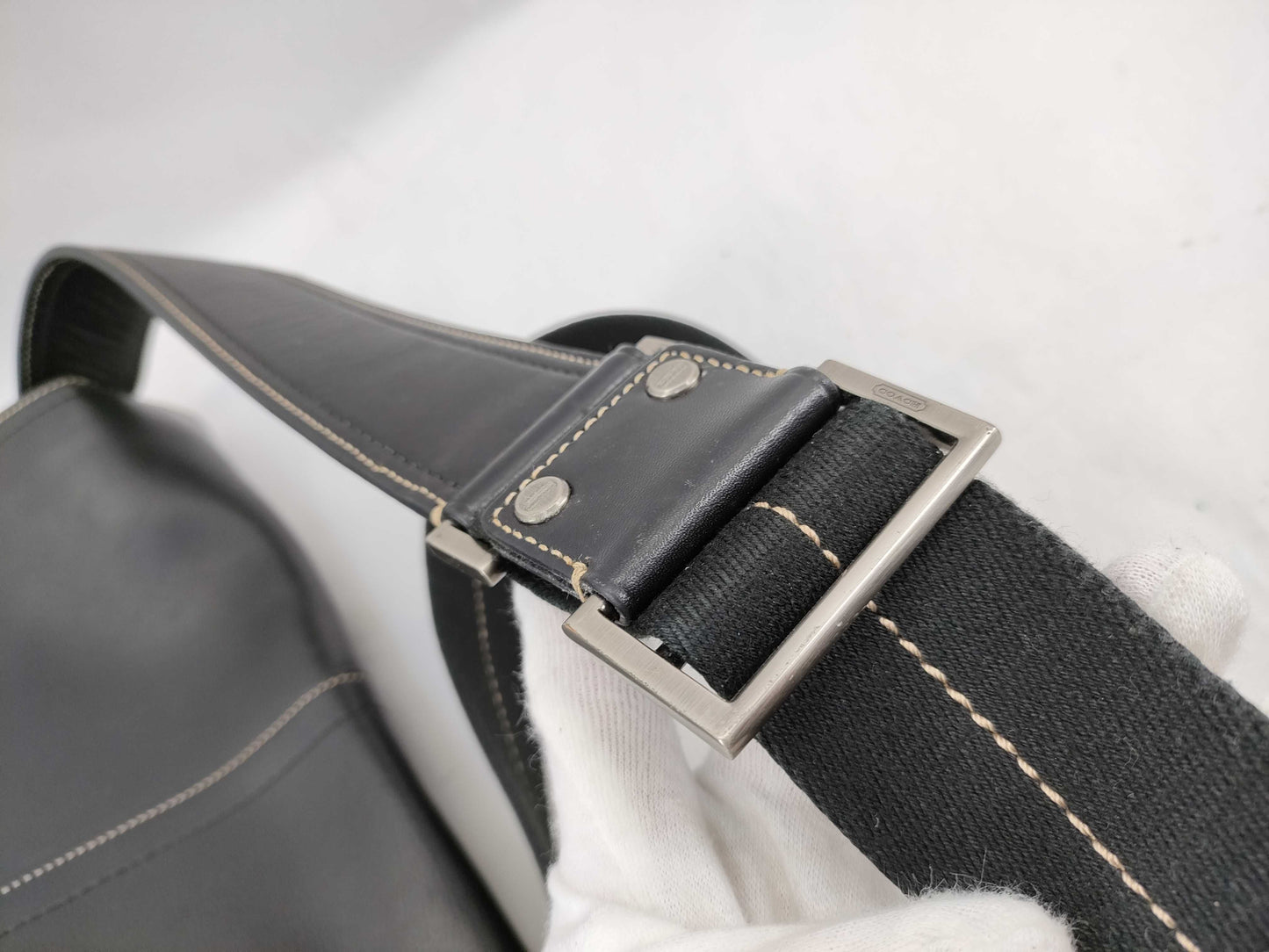 COACH F05A02 / Messenger bag Shoulder bag