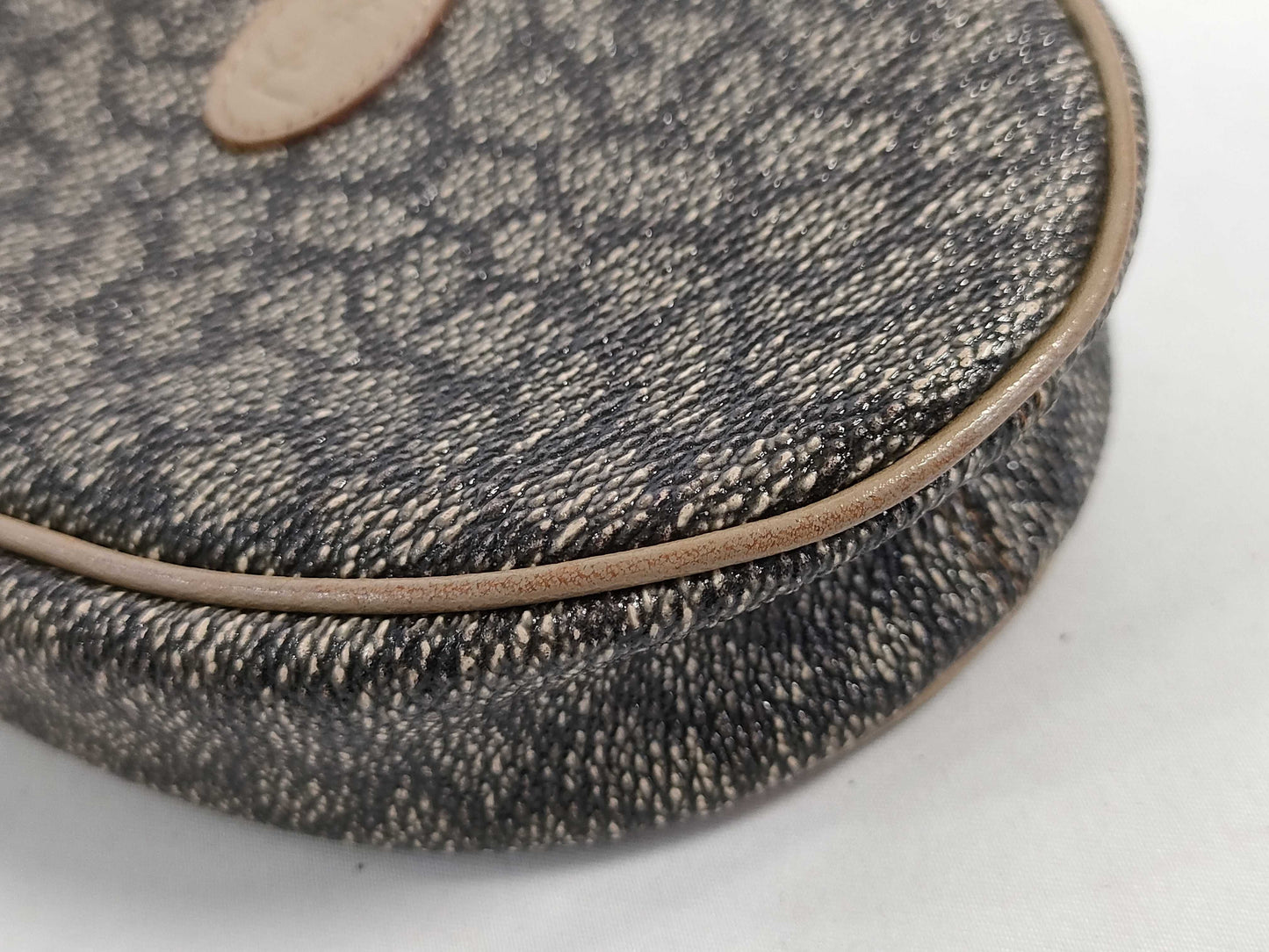 Dior Pouch PVC x Leather Honeycomb Pattern / Saint Laurent Cosmetic Pouch Pouch