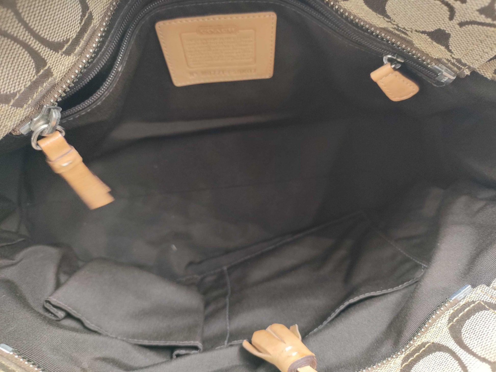 COACH Signature 16812/F15510/FS8K07 3-piece handbag