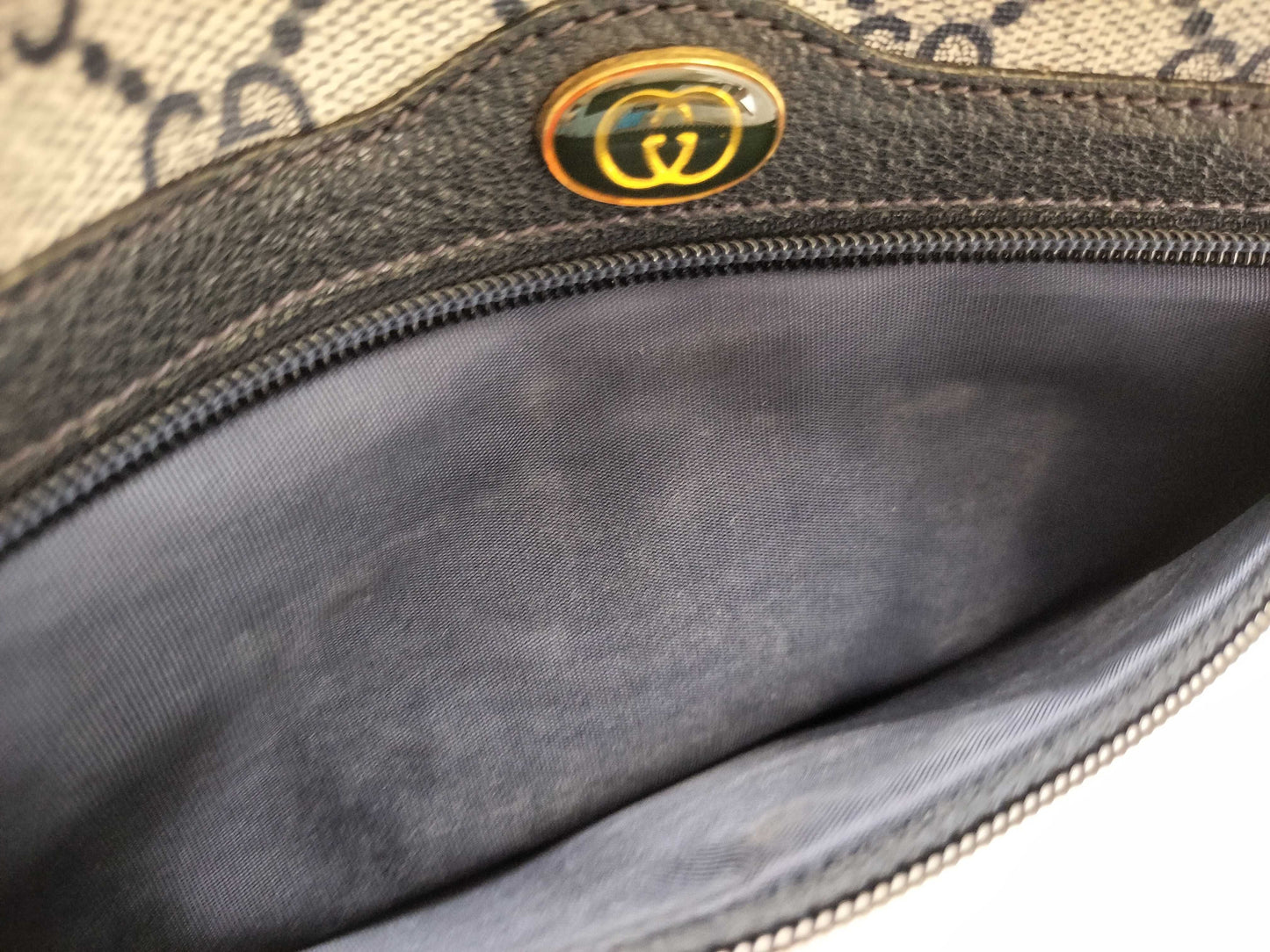 GUCCI GG Supreme Old Sherry Line Shoulder Bag