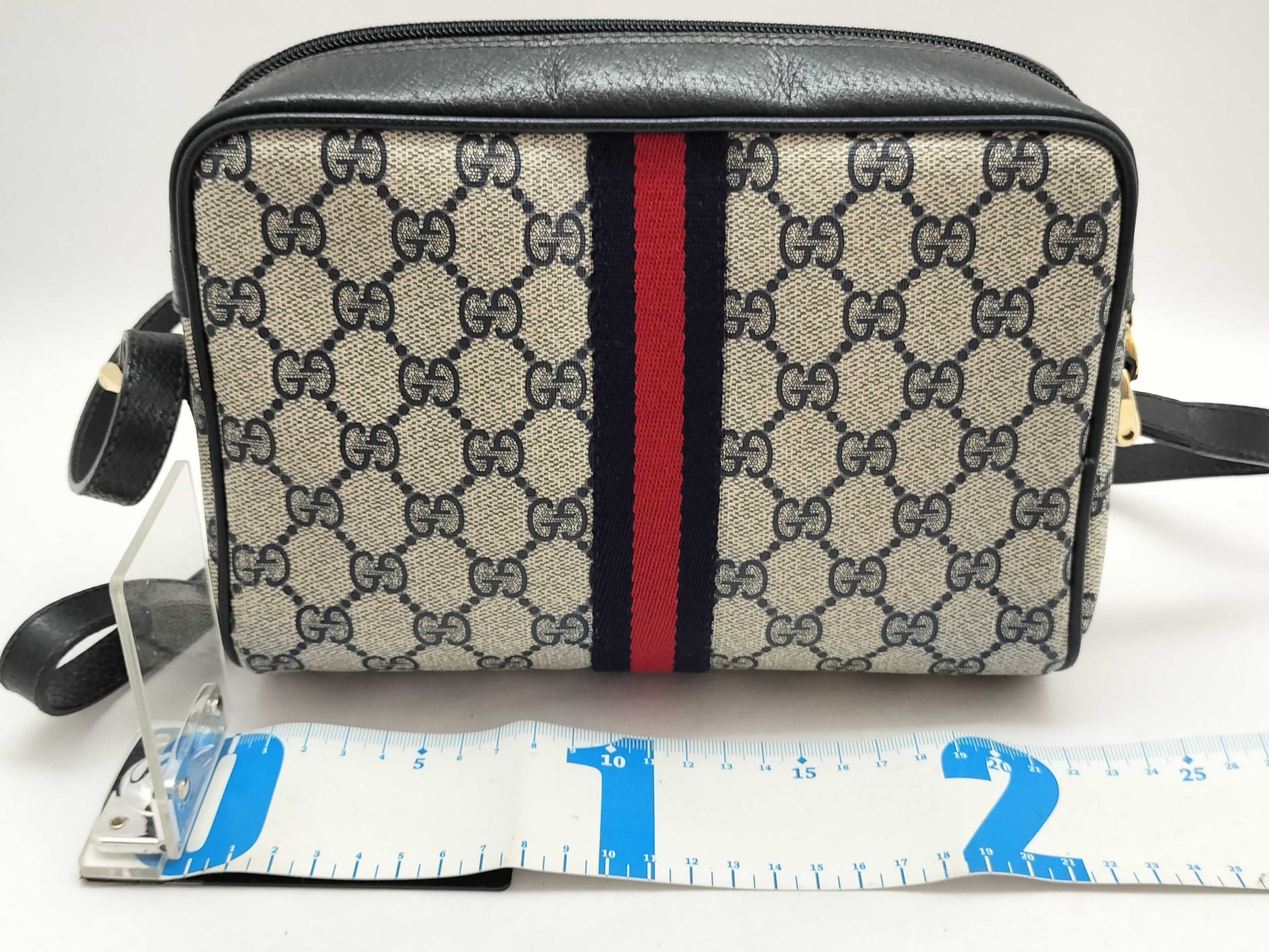 GUCCI GG Supreme Old Sherry Line Shoulder Bag