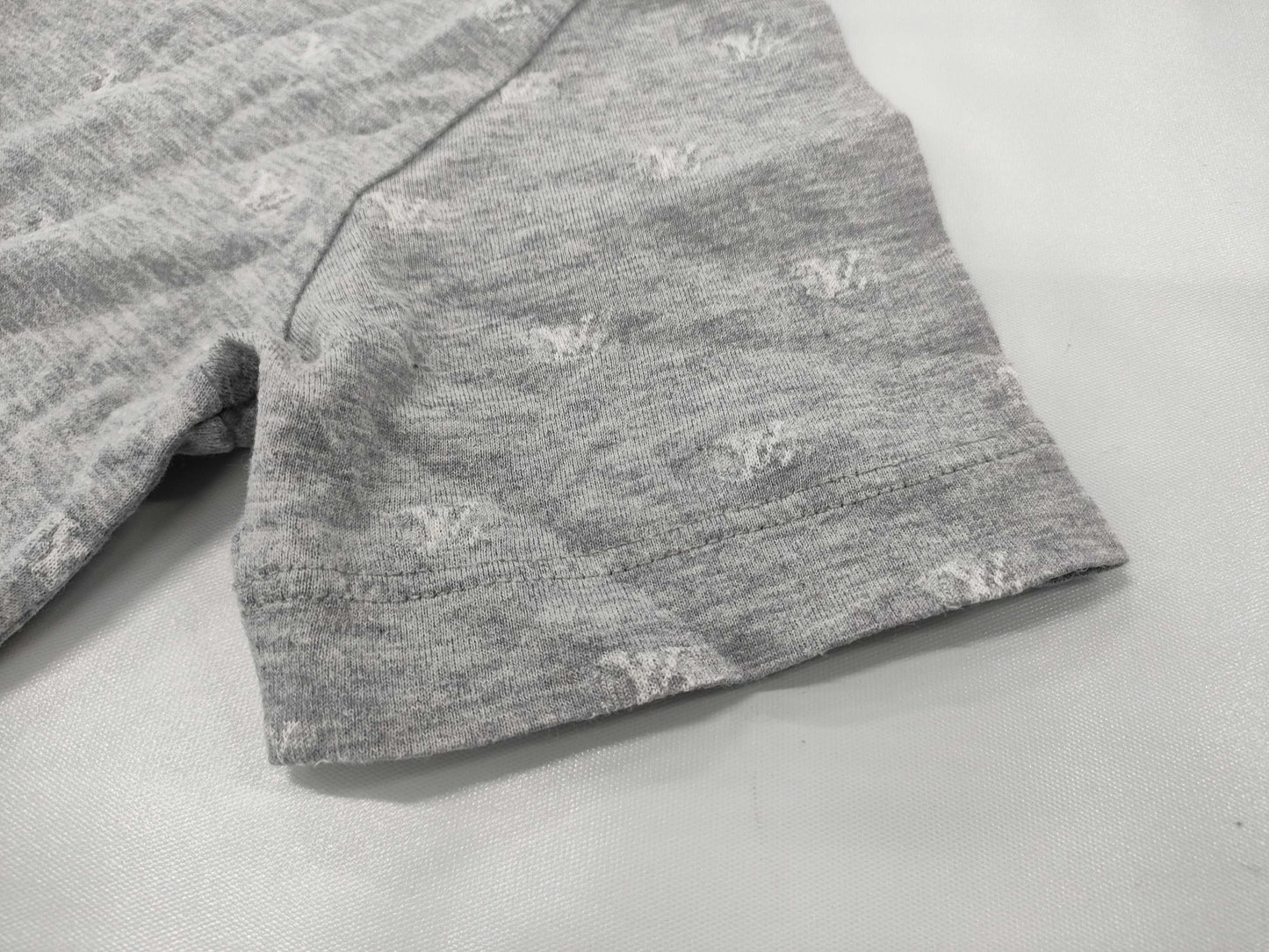 LOUIS VUITTON Monogram T-shirt Children's T-shirt