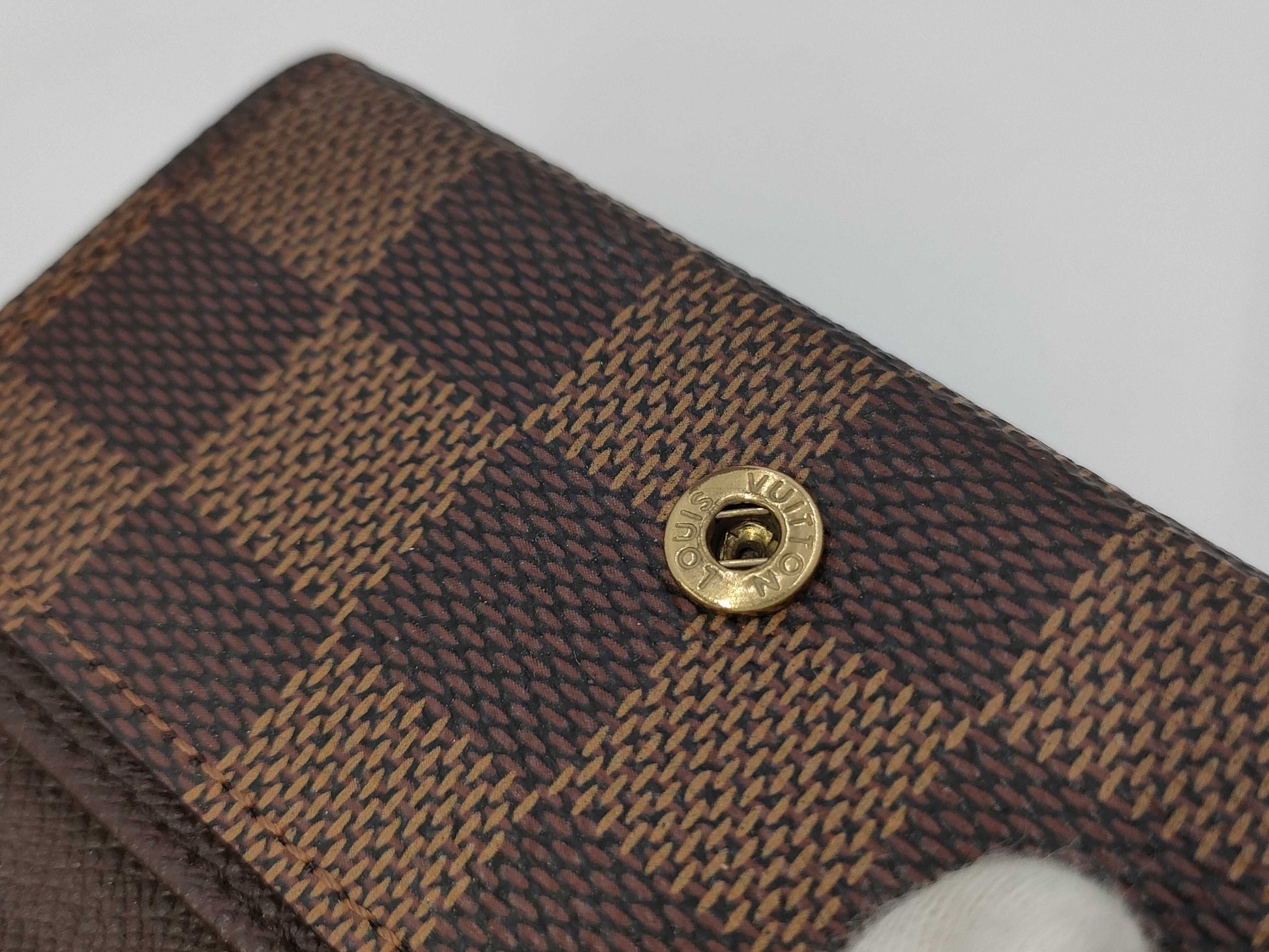 LOUIS VUITTON Damier Myrtle Key Case 4 Key Case/Key Holder