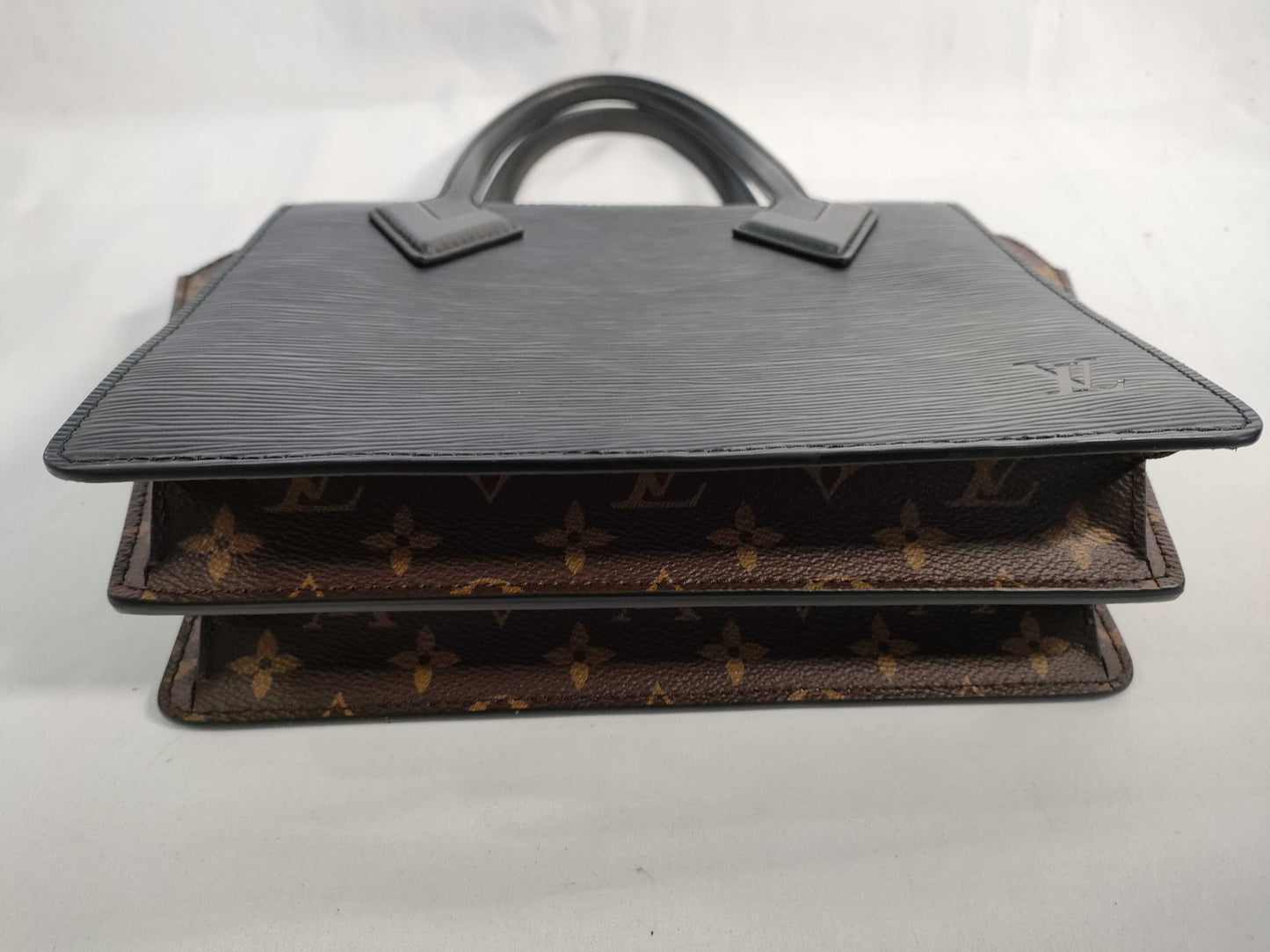 LOUIS VUITTON RFID Verified, Serial Number Unverifiable, Epi Leather Varenne Handbag
