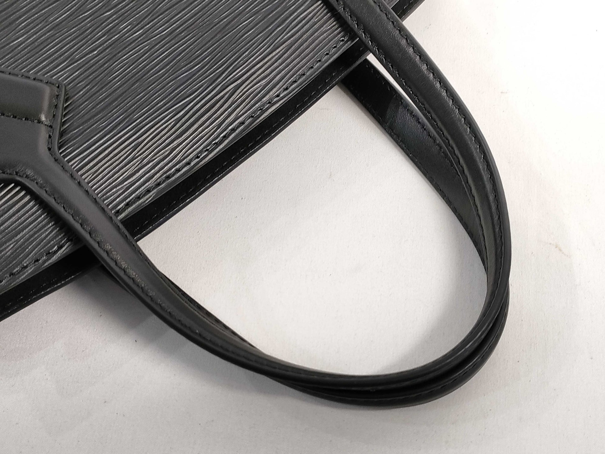 LOUIS VUITTON RFID Verified, Serial Number Unverifiable, Epi Leather Varenne Handbag