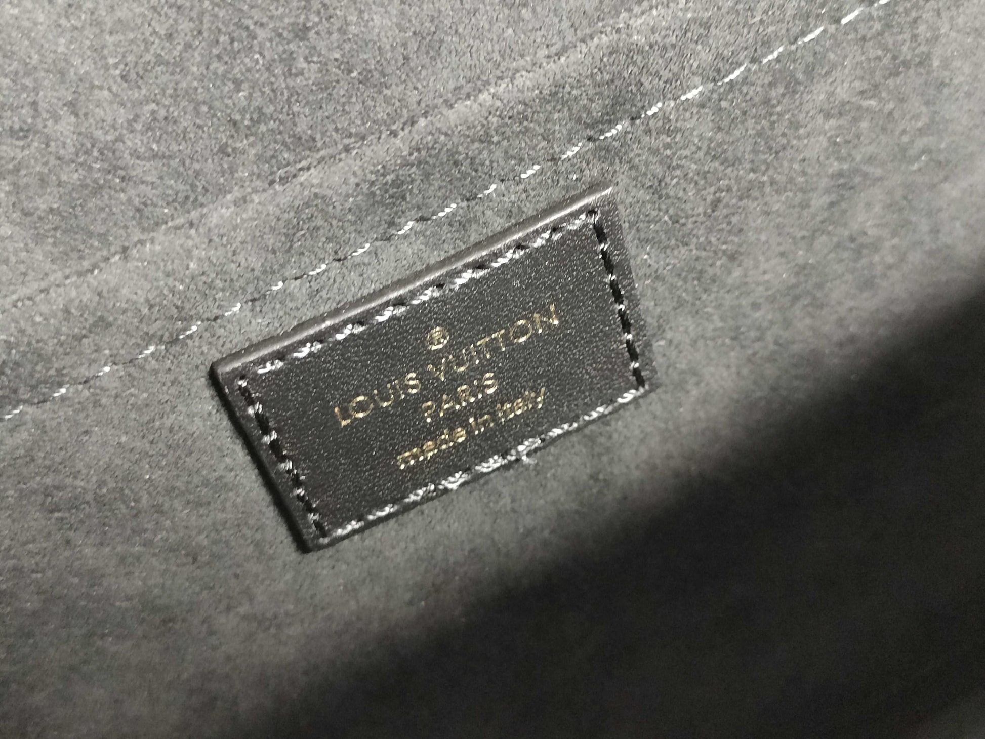LOUIS VUITTON RFID Verified, Serial Number Unverifiable, Epi Leather Varenne Handbag