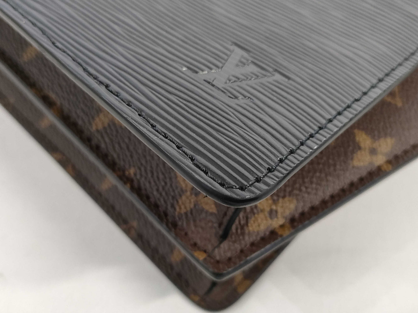 LOUIS VUITTON RFID Verified, Serial Number Unverifiable, Epi Leather Varenne Handbag