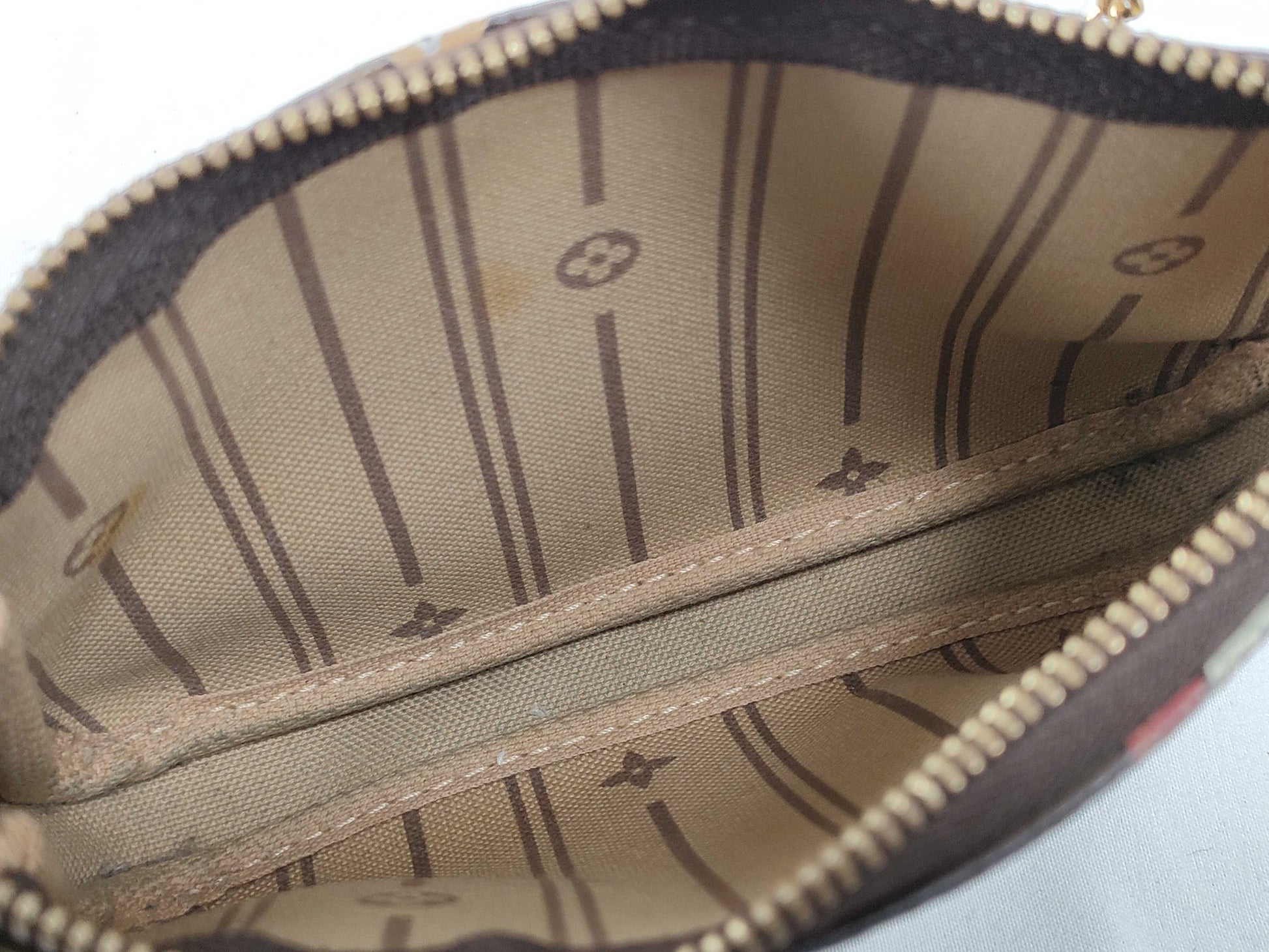 LOUIS VUITTON FL4028 Monogram M95804 Mini Pochette Accessoires Shoulder Bag