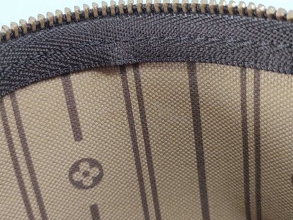 LOUIS VUITTON FL4028 Monogram M95804 Mini Pochette Accessoires Shoulder Bag