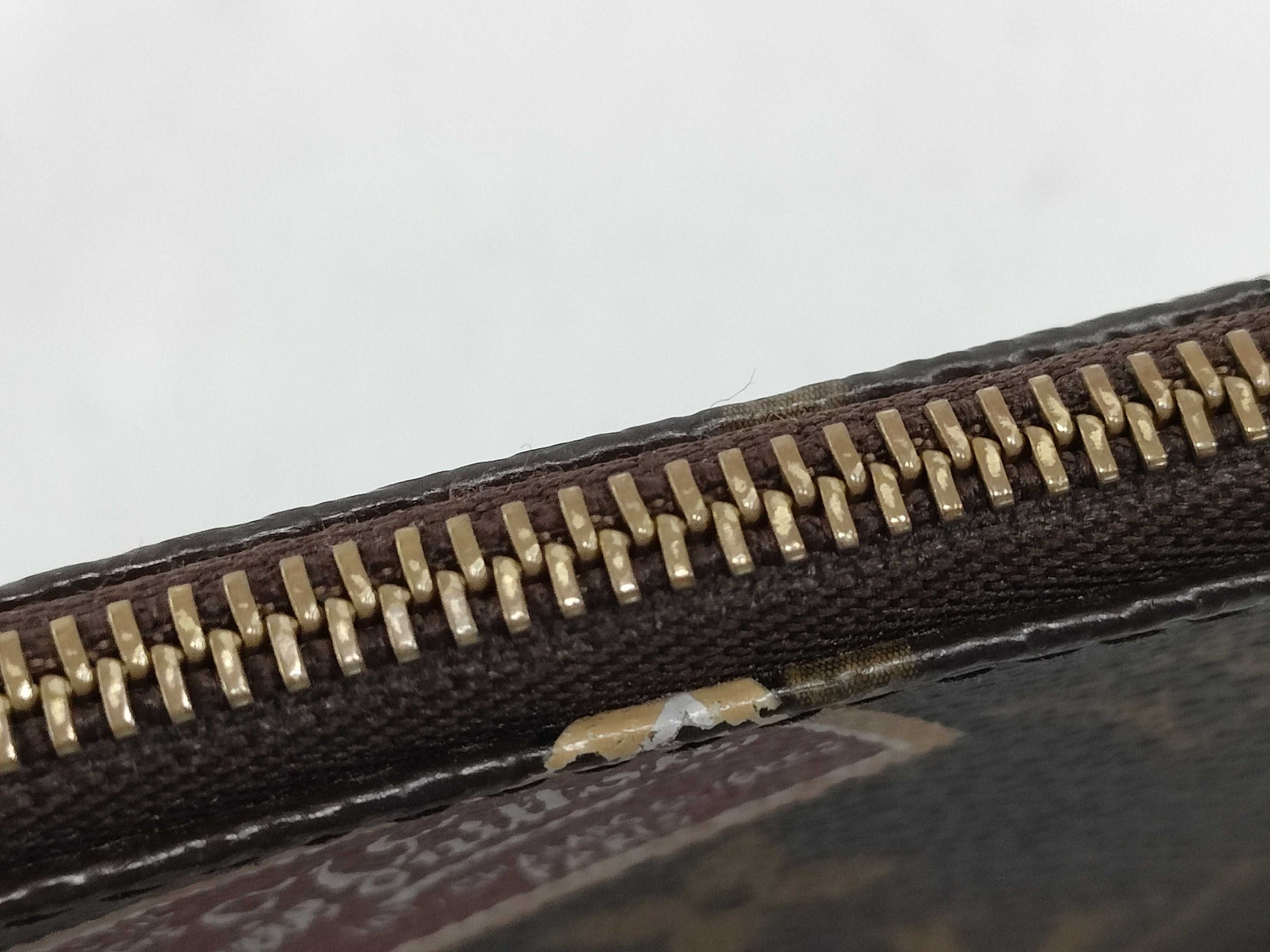 LOUIS VUITTON FL4028 Monogram M95804 Mini Pochette Accessoires Shoulder Bag