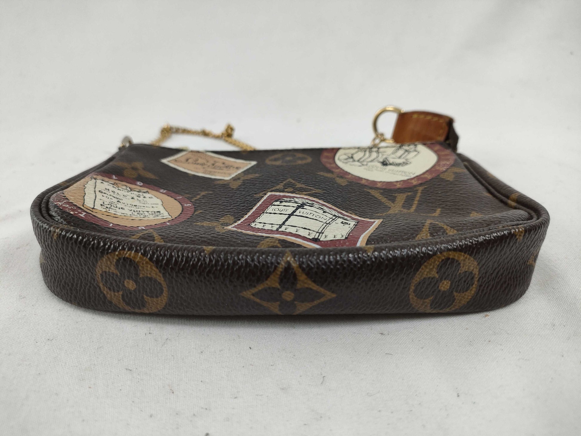 LOUIS VUITTON FL4028 Monogram M95804 Mini Pochette Accessoires Shoulder Bag