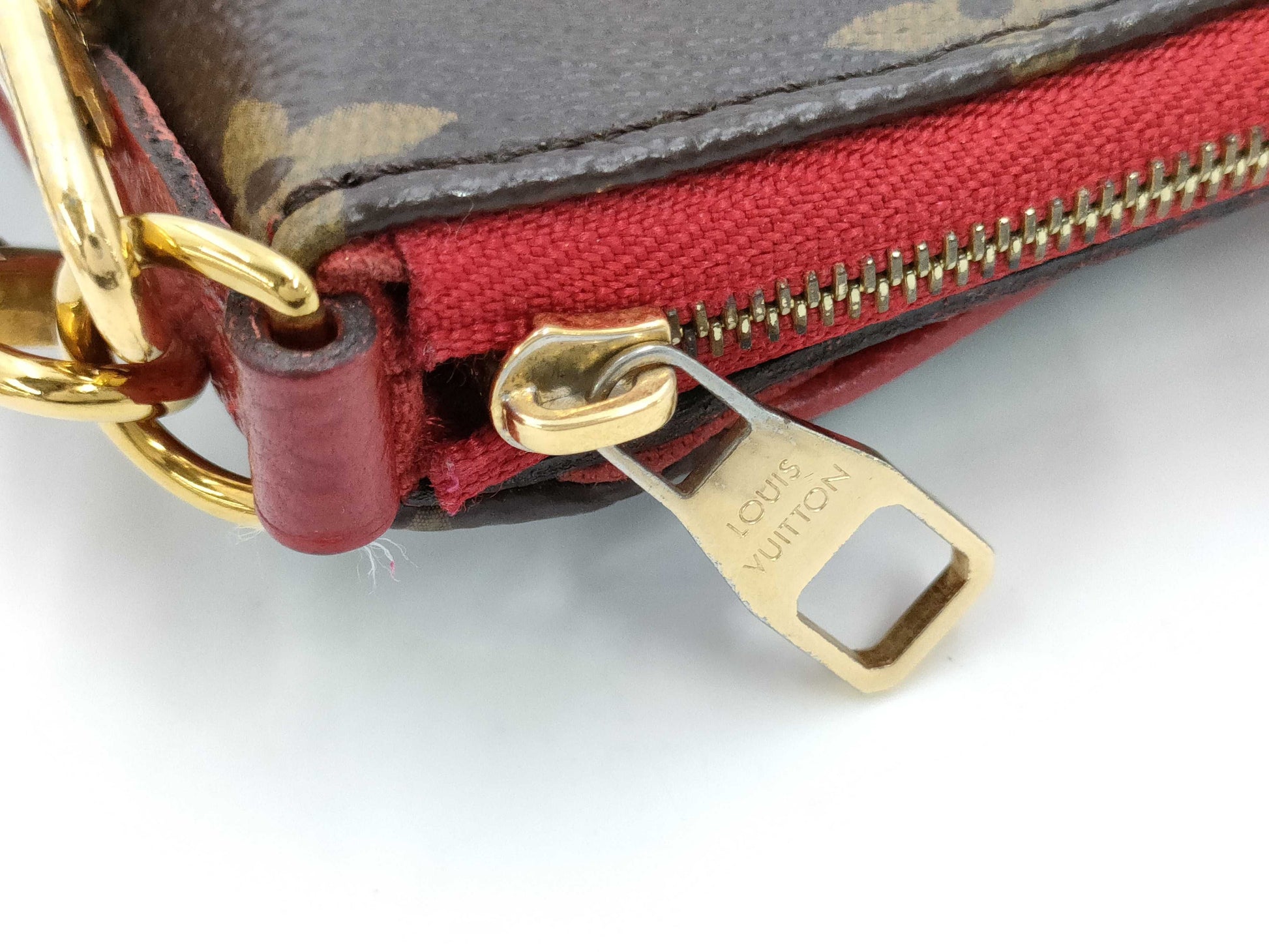 LOUIS VUITTON Monogram Shoulder Pallas Clutch Shoulder Bag