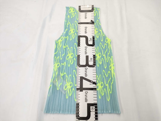 ISSEY MIYAKE Pleats Please Tops Patterned Tops