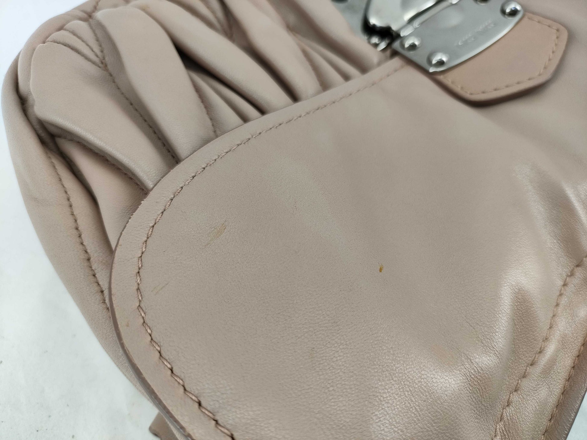 Miu Miu Chain Shoulder Bag Pink Shoulder Bag