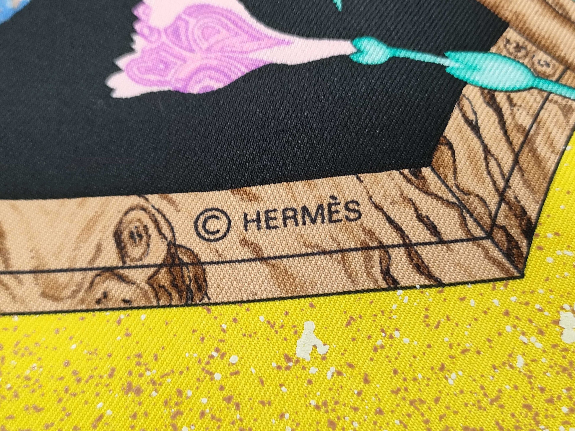 HERMES Carré Scarf with Eastern Stones and Western Stonework