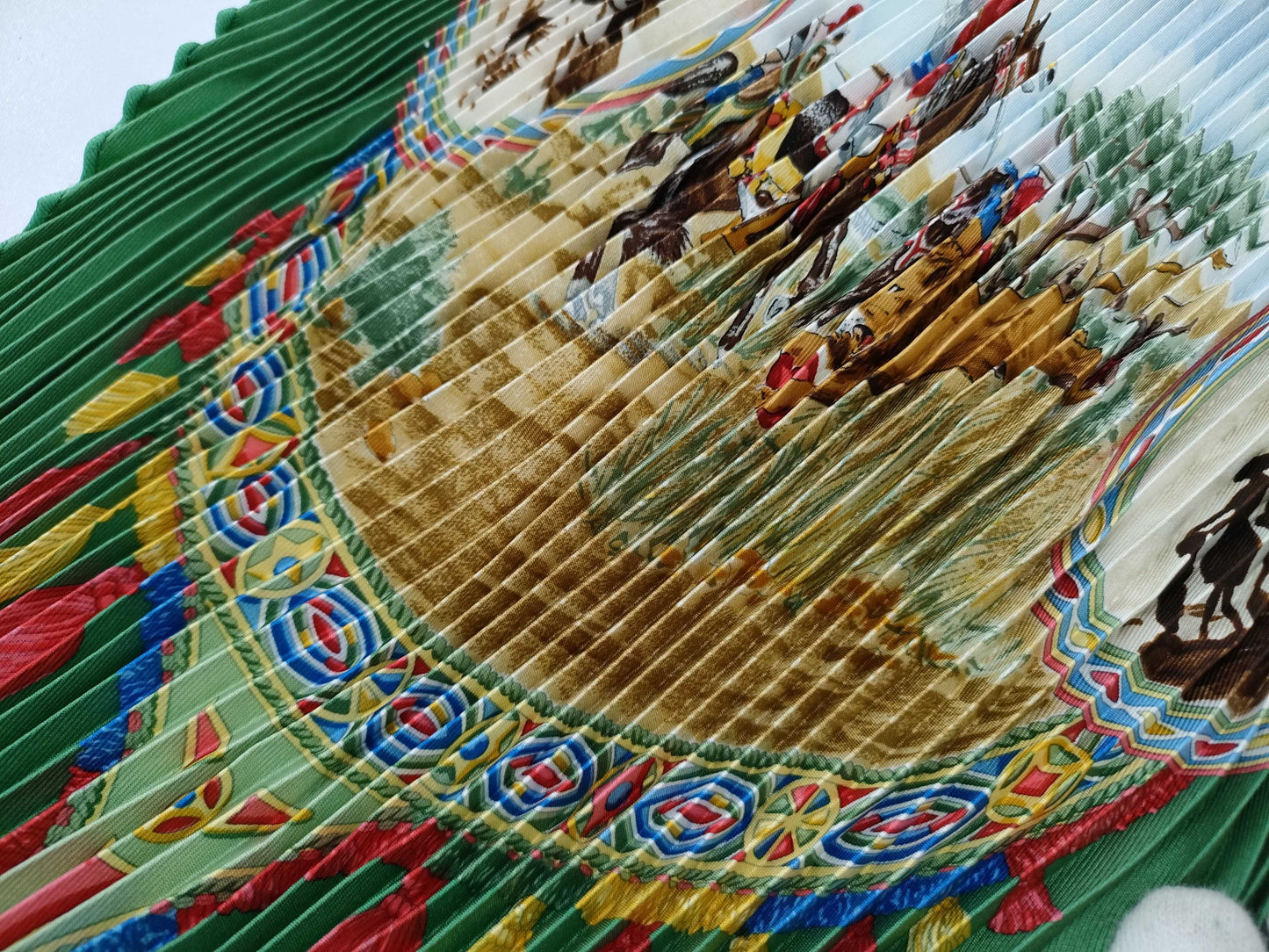 HERMES Carre Pleated Scarf