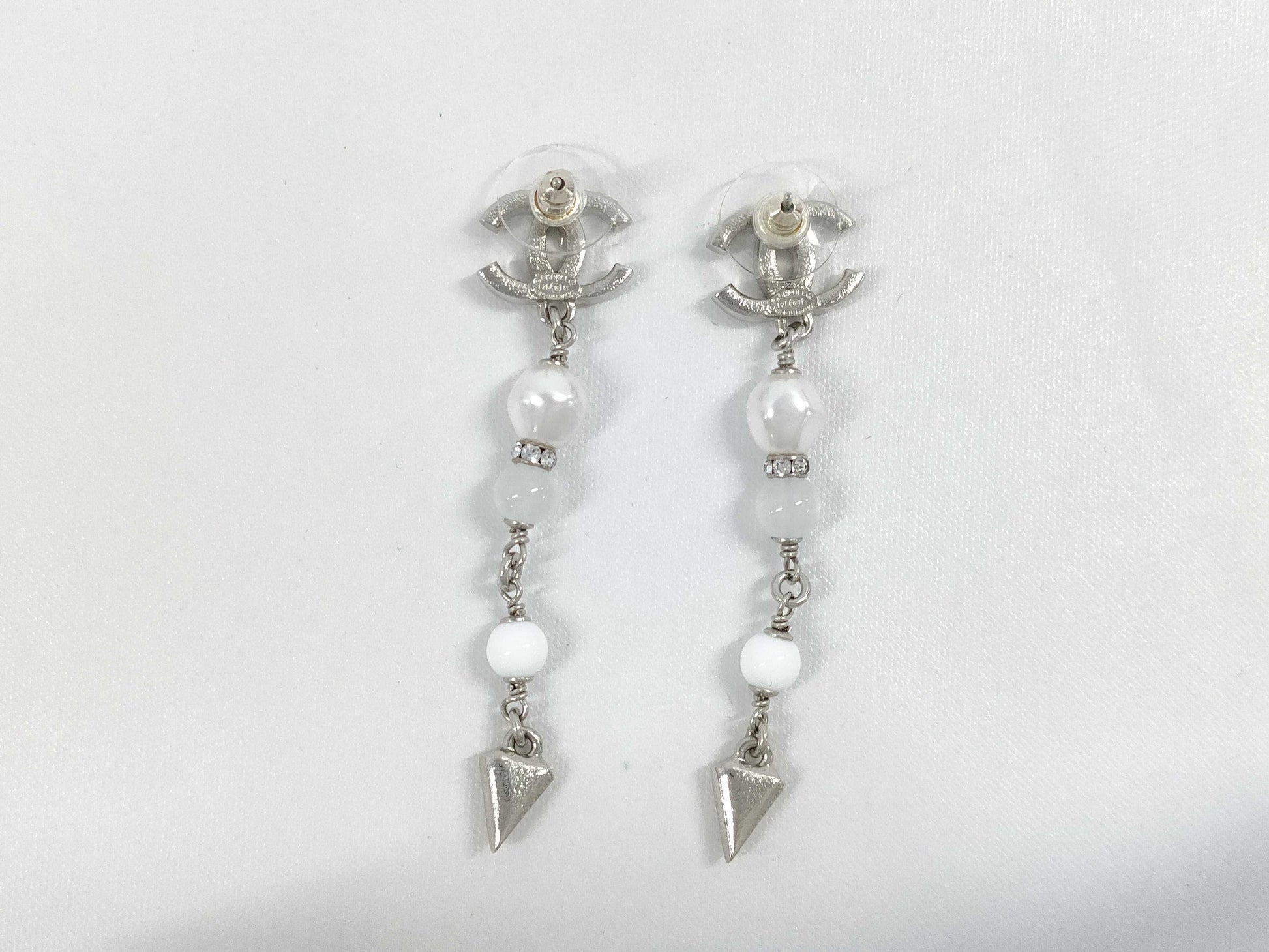 CHANEL F25 C Coco Mark Stone Earrings