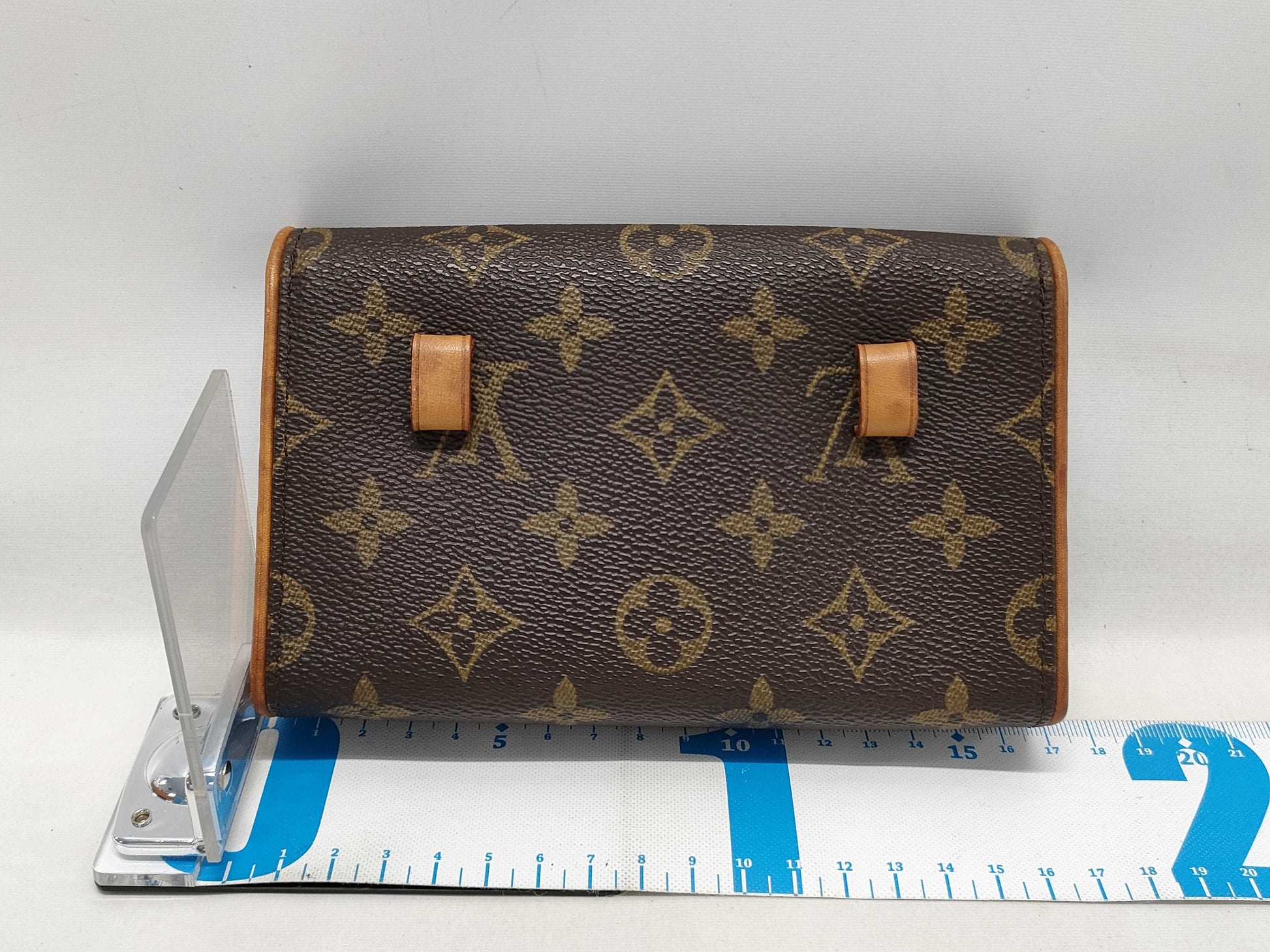LOUIS VUITTON Monogram M51855 Pochette Florentine Shoulder Bag