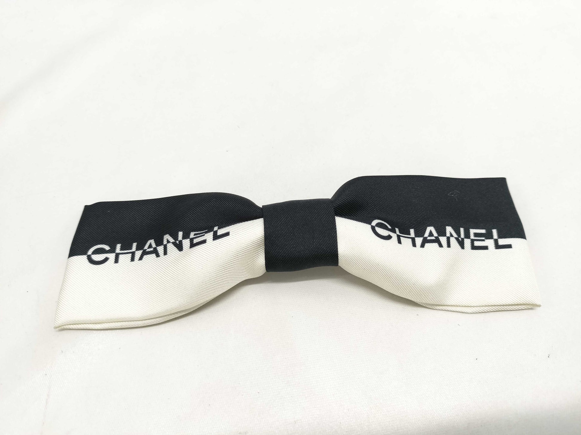 CHANEL Hair Accessory Barrette 24K Hair Accessory