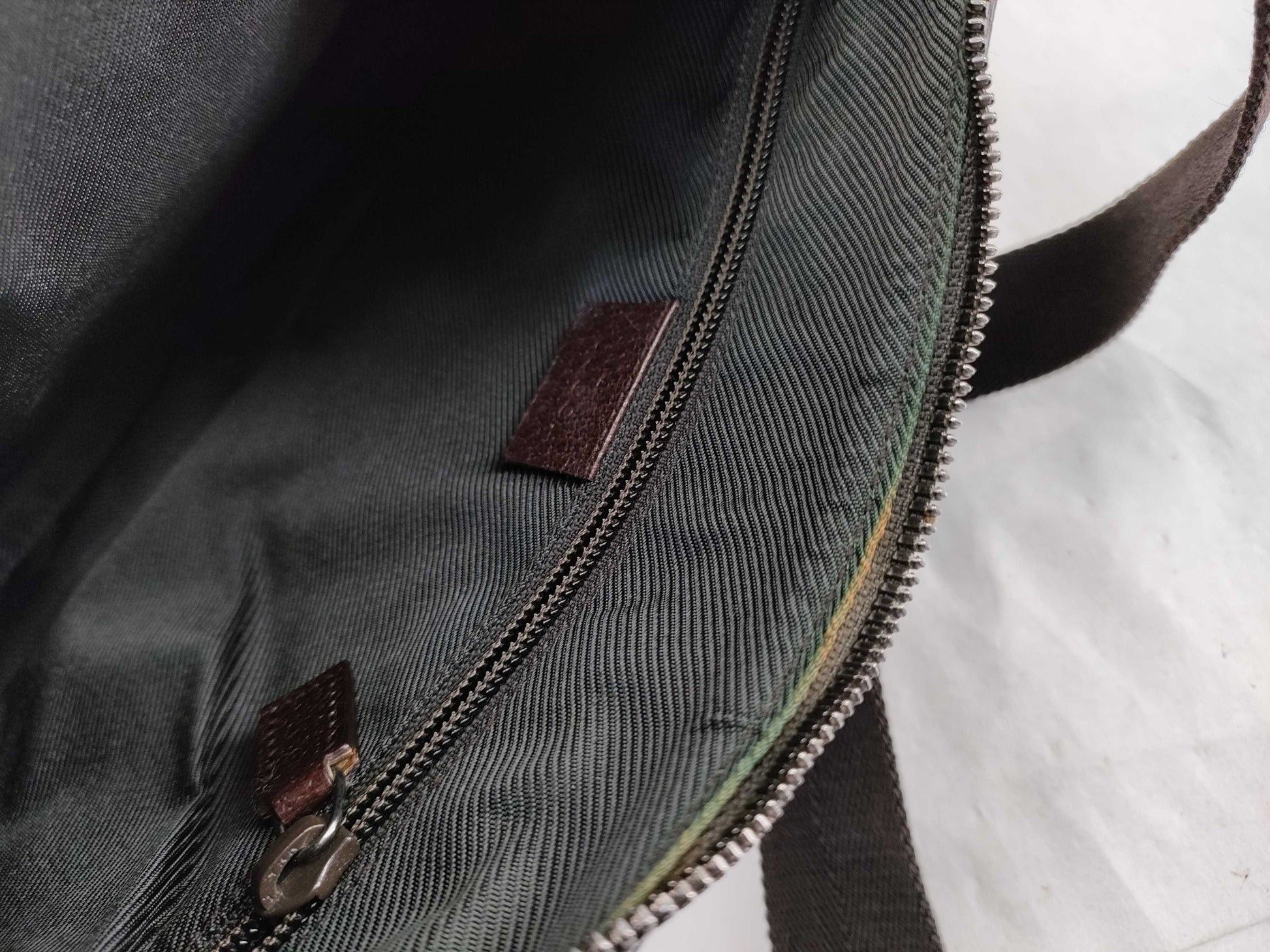 GUCCI GG Canvas 114272 214397 Shoulder Bag
