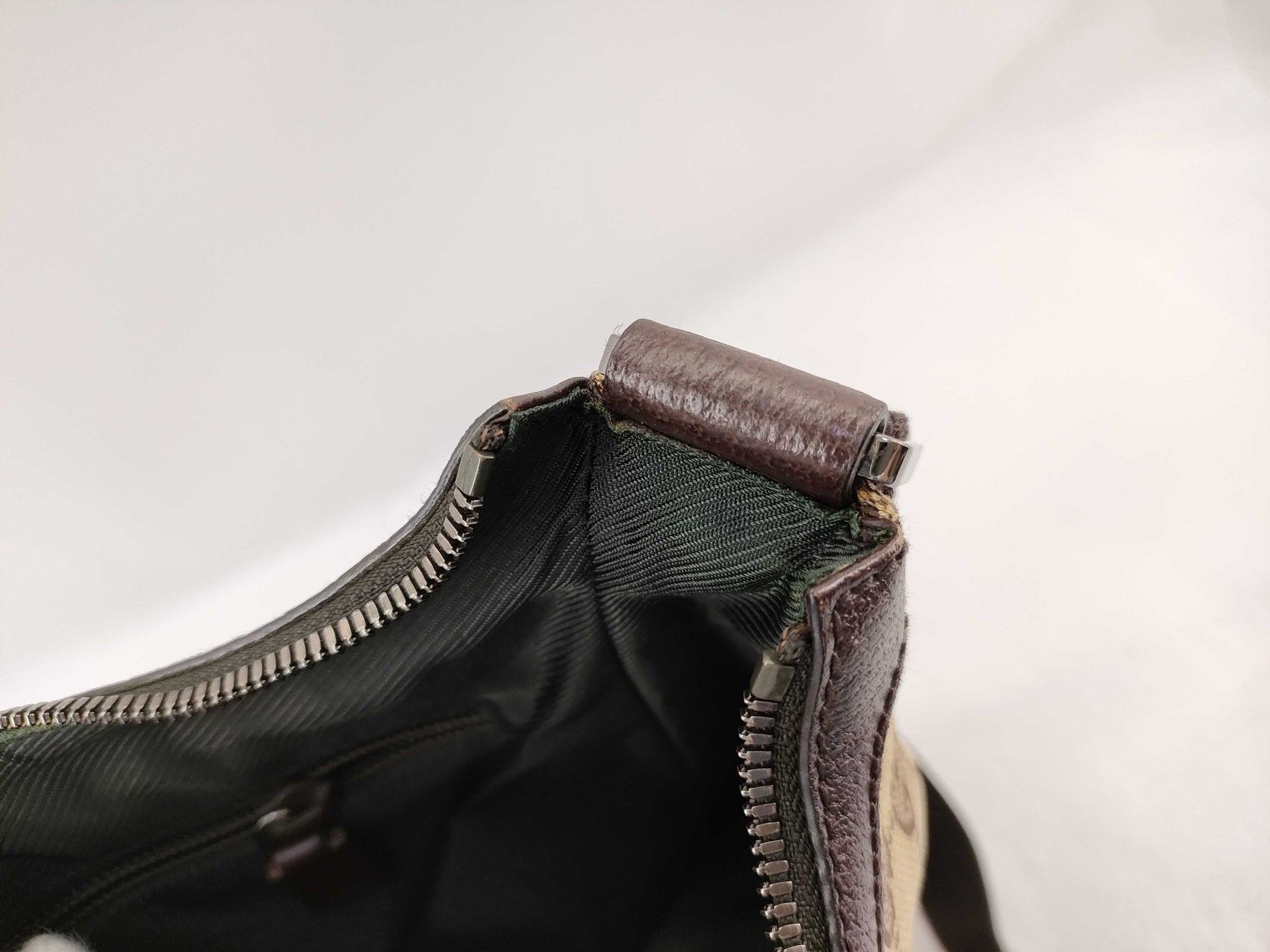GUCCI GG Canvas 114272 214397 Shoulder Bag