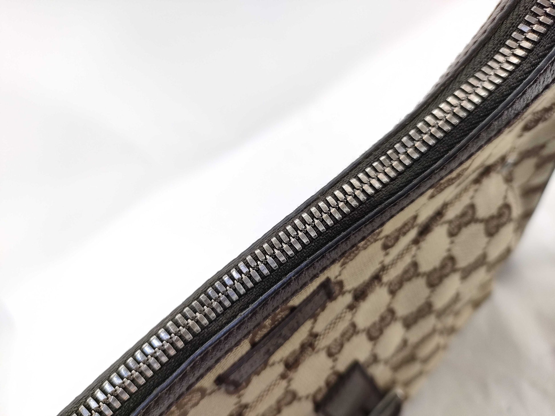 GUCCI GG Canvas 114272 214397 Shoulder Bag