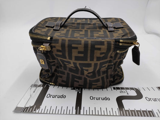 FENDI cosmetic pouch vanity bag