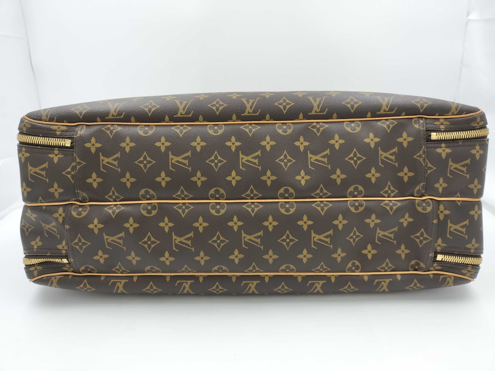 LOUIS VUITTON Monogram Alize Trois Poche Boston Bag