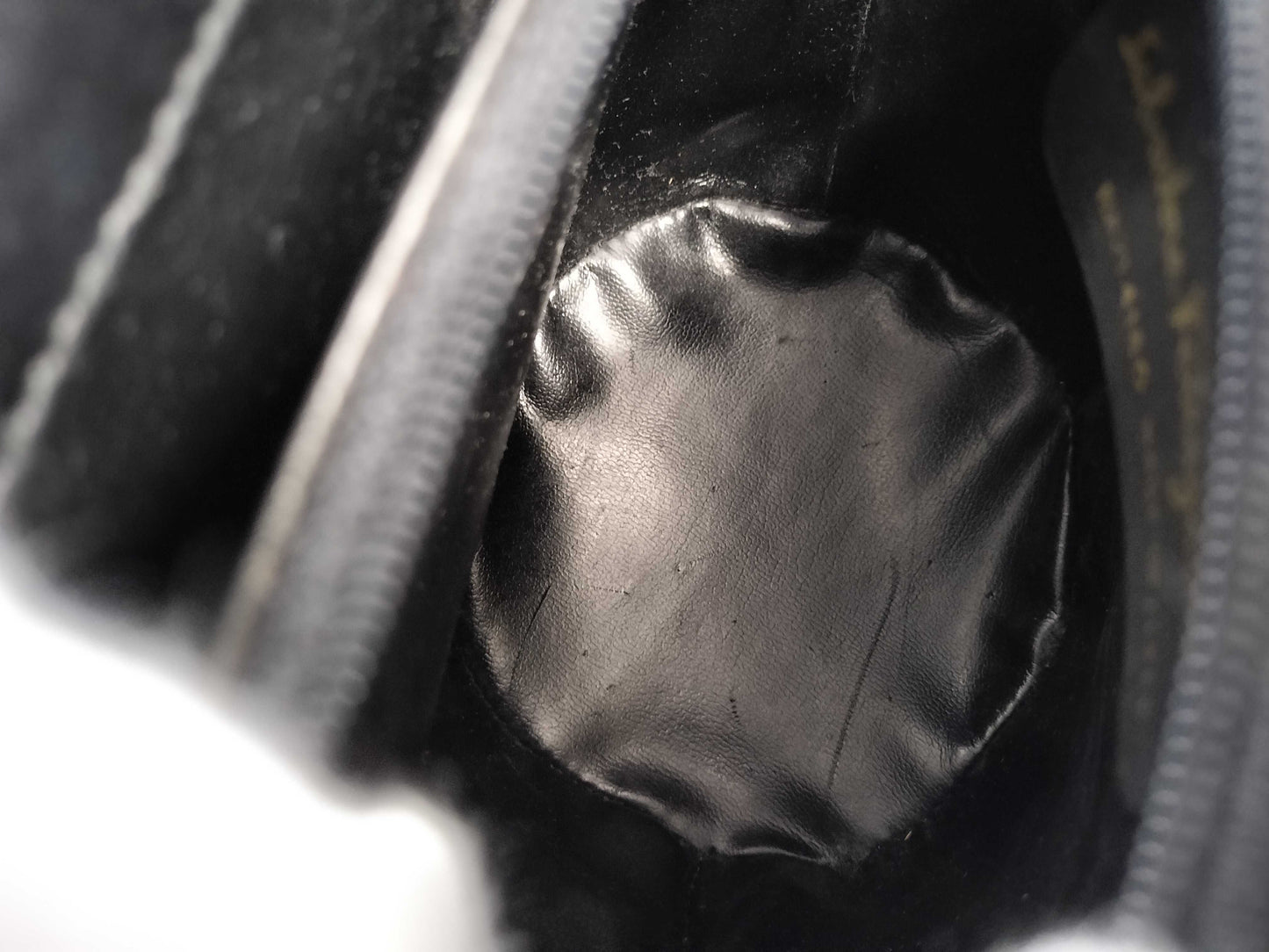 Salvatore Ferragamo Vara Bucket Handbag