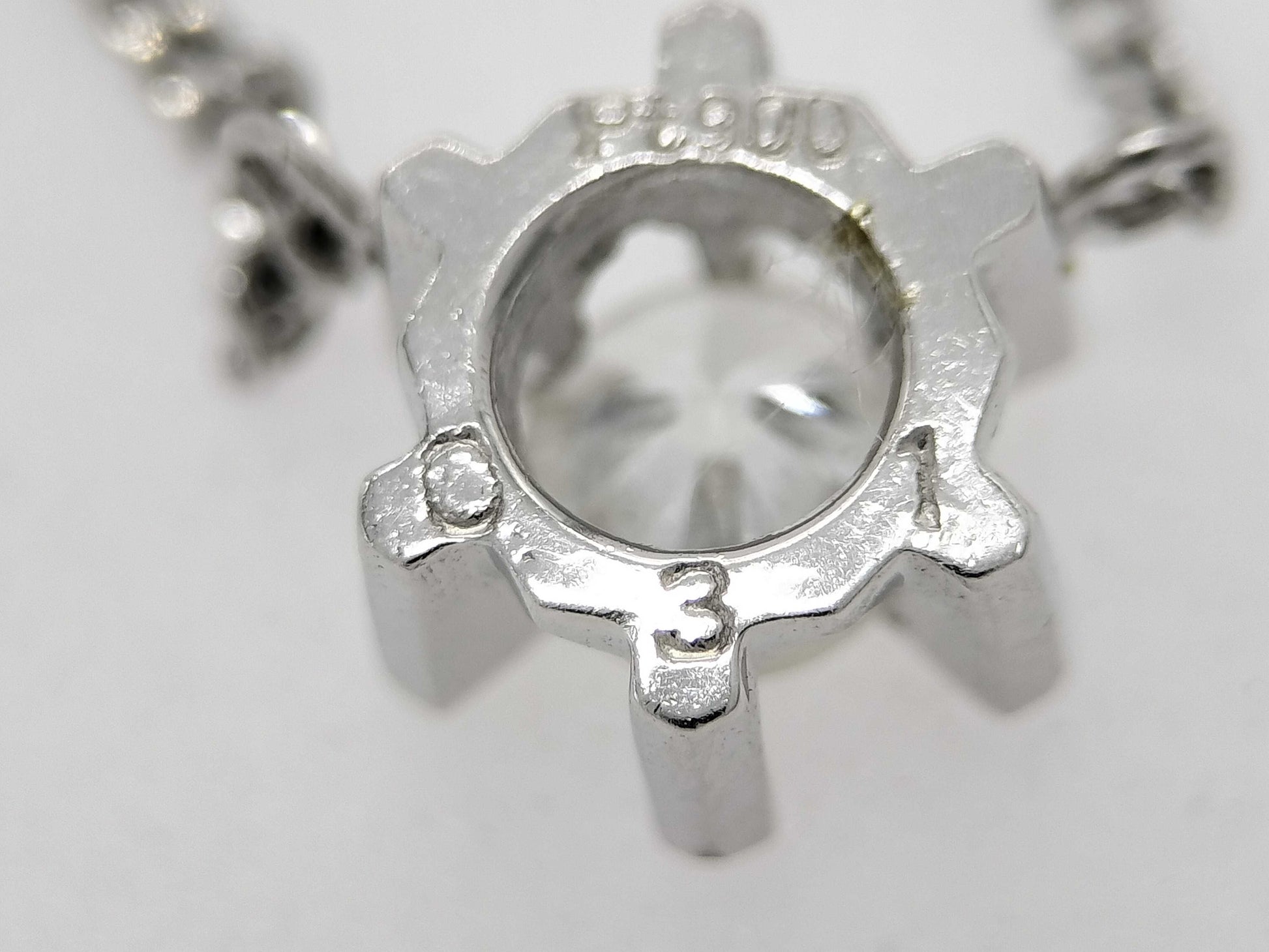 D0.31ct Pt900/850 3.8g Necklace 