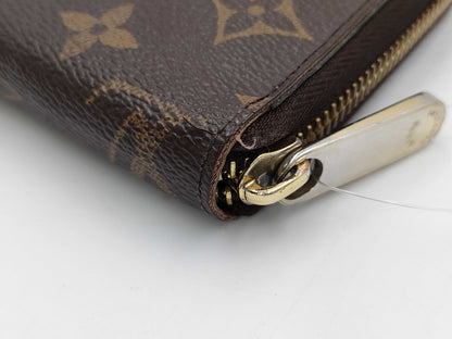 LOUIS VUITTON Monogram Zippy Wallet