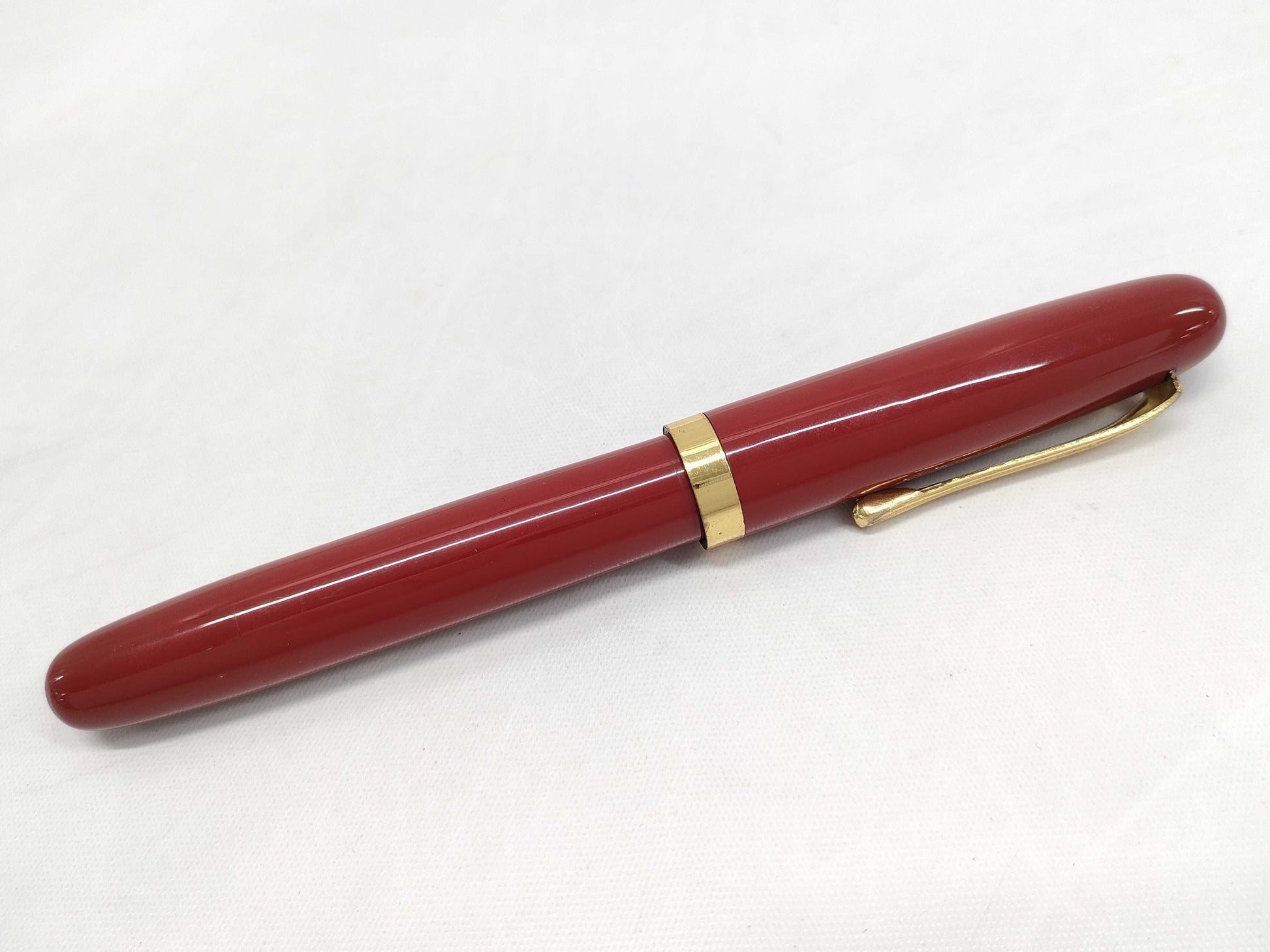 Warranted Iridosmin Lacquer Fountain Pen
