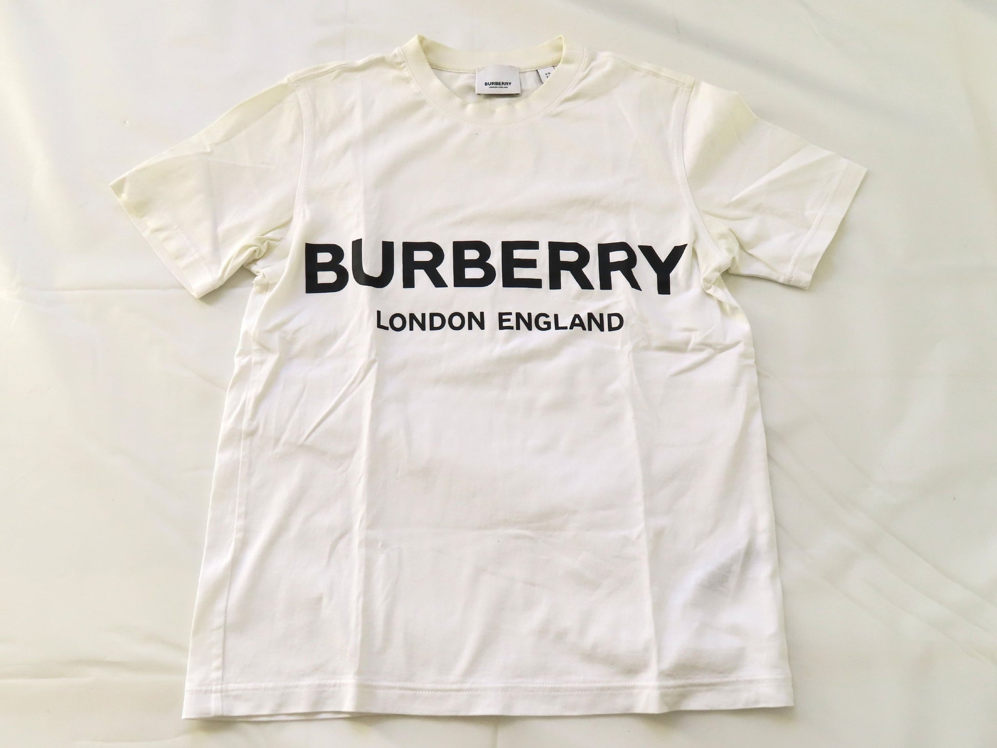 BURBERRY T-shirt logo white top