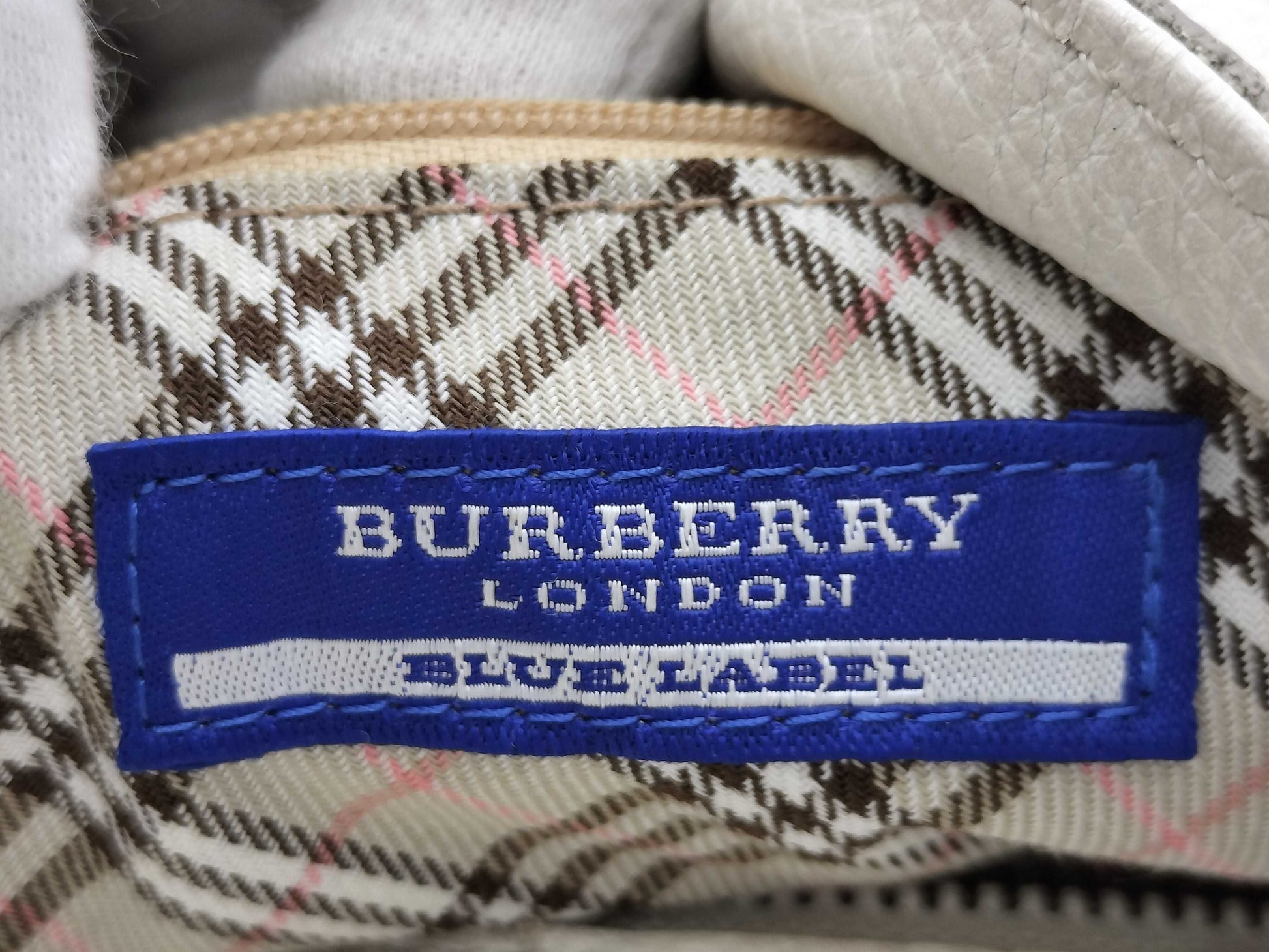 BURBERRY ZA411-020-02 Leather One-Shoulder Bag Handbag