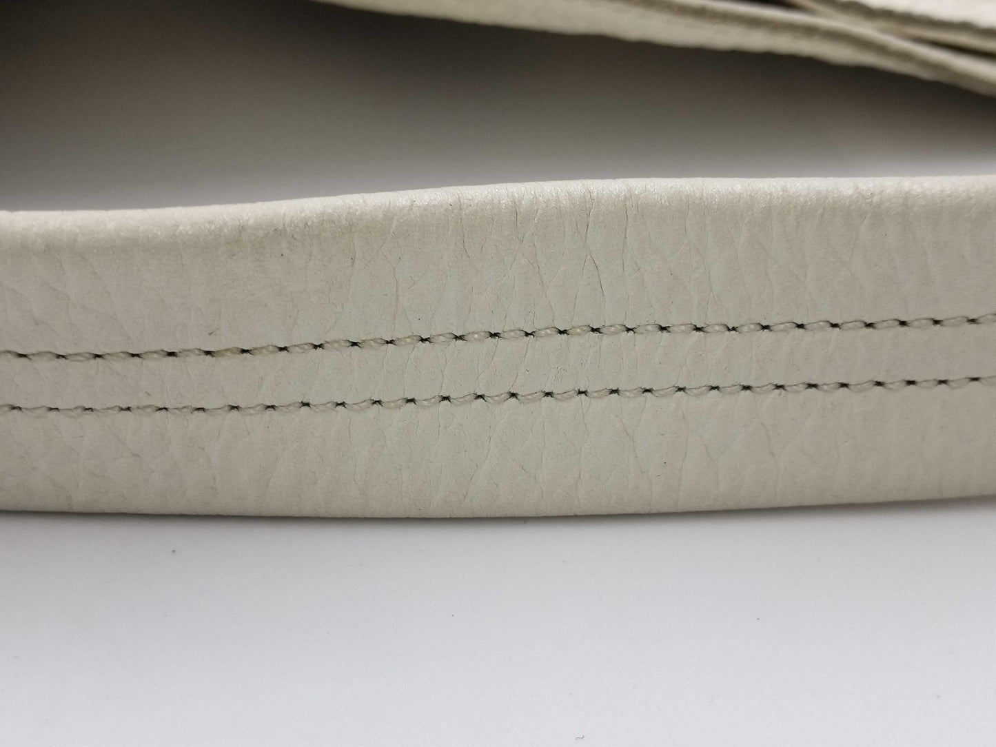 BURBERRY ZA411-020-02 Leather One-Shoulder Bag Handbag
