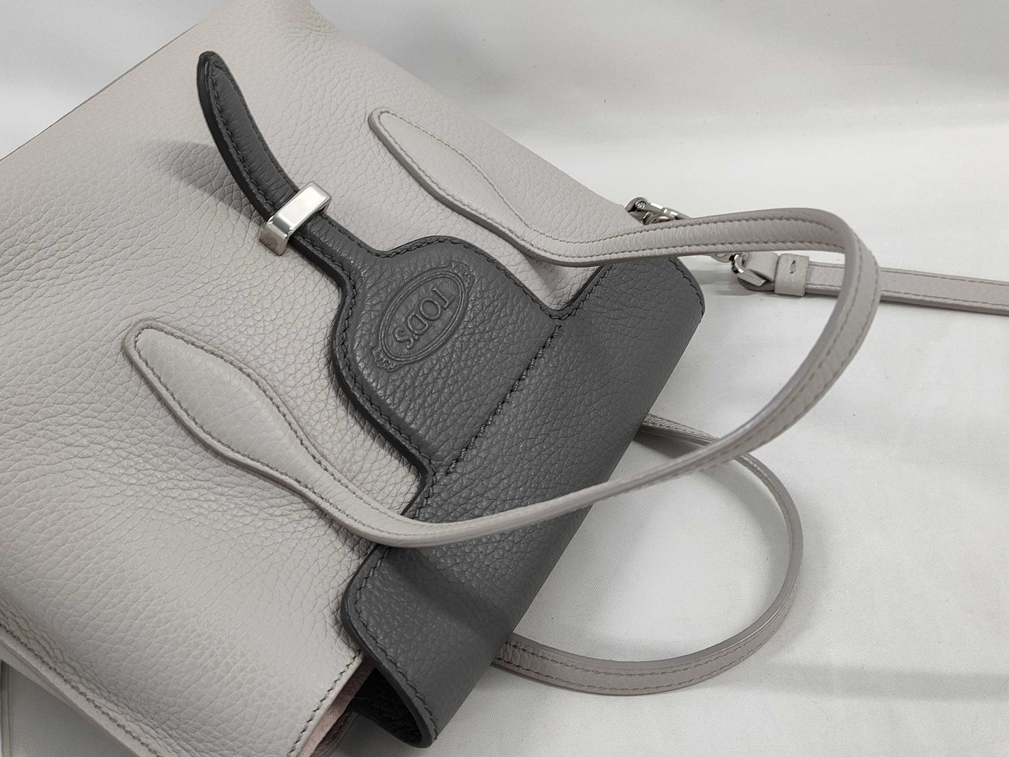 TOD'S Leather 2-Way Bag Handbag