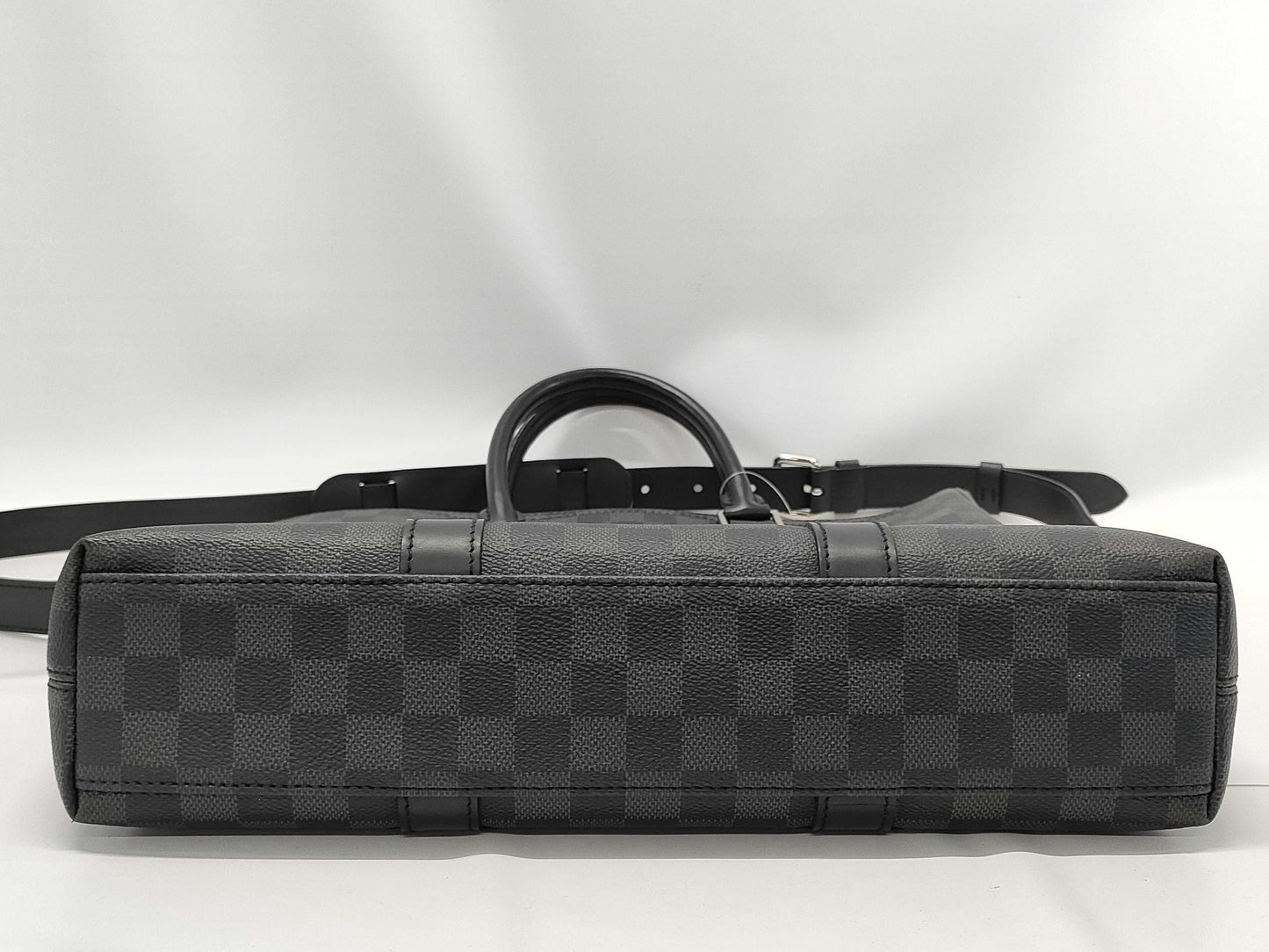 LOUIS VUITTON Damier Graphite N40000 Anton Handbag