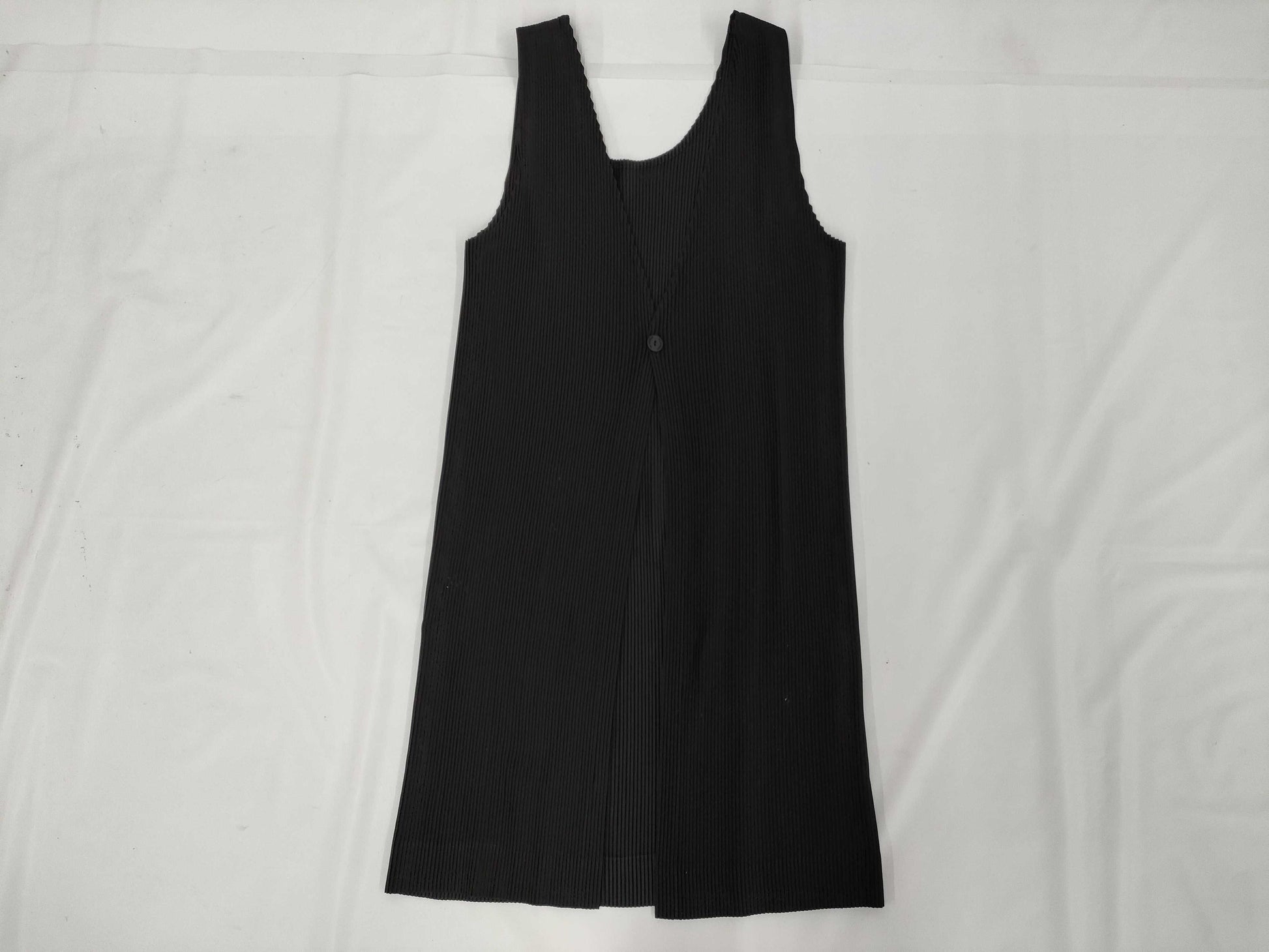ISSEY MIYAKE Apron Black Other Apparel