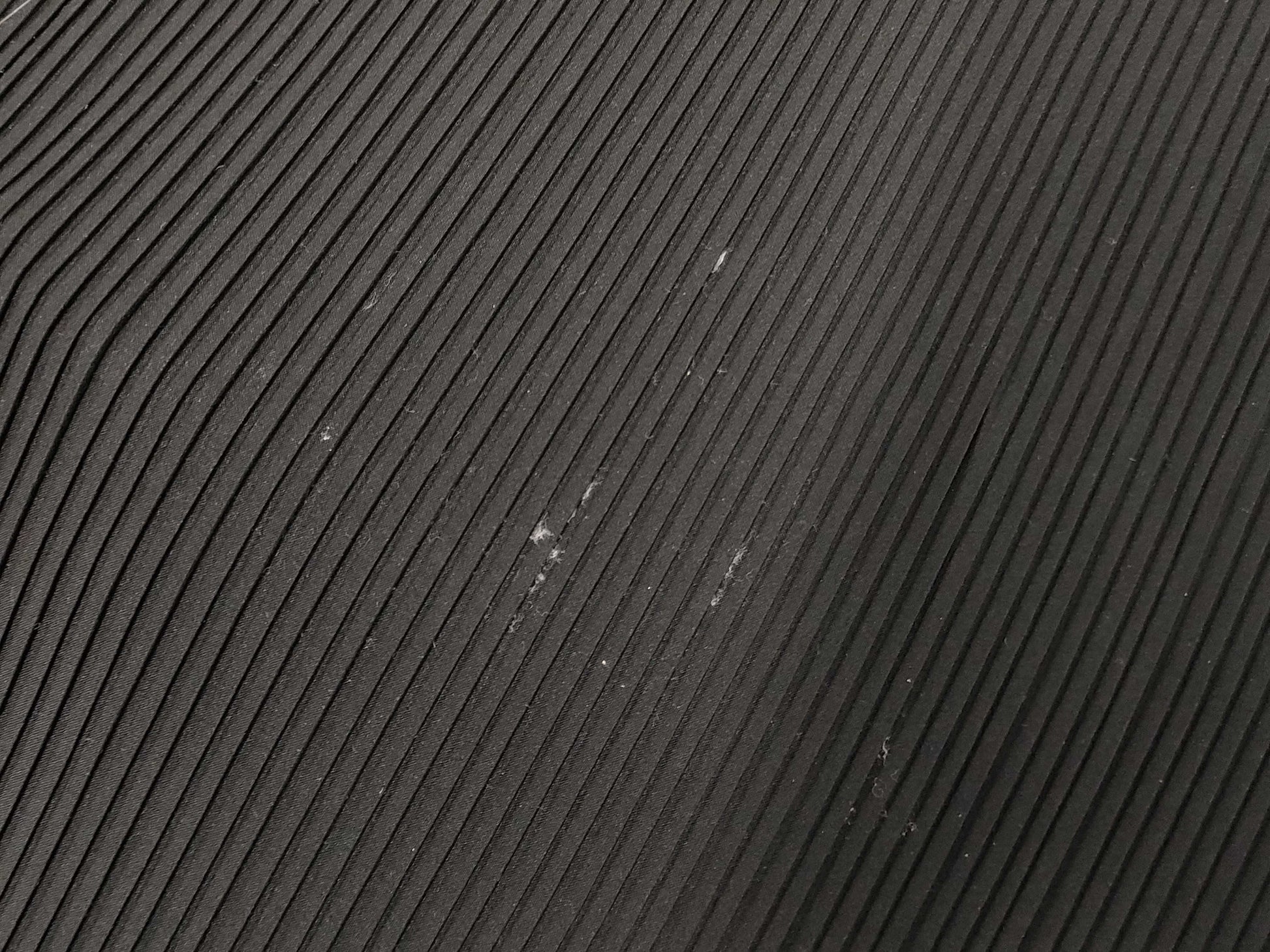 ISSEY MIYAKE Apron Black Other Apparel