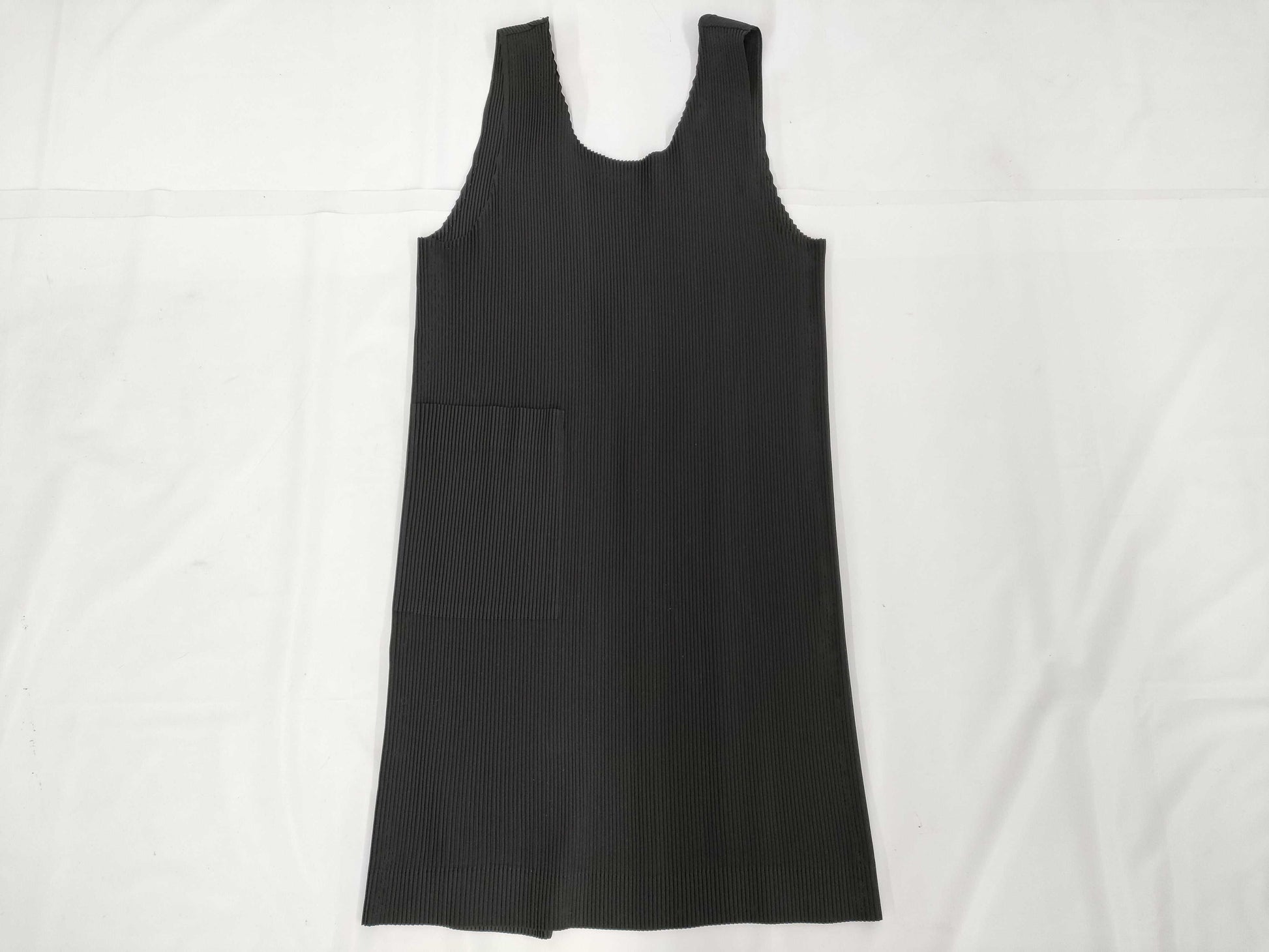 ISSEY MIYAKE Apron Black Other Apparel