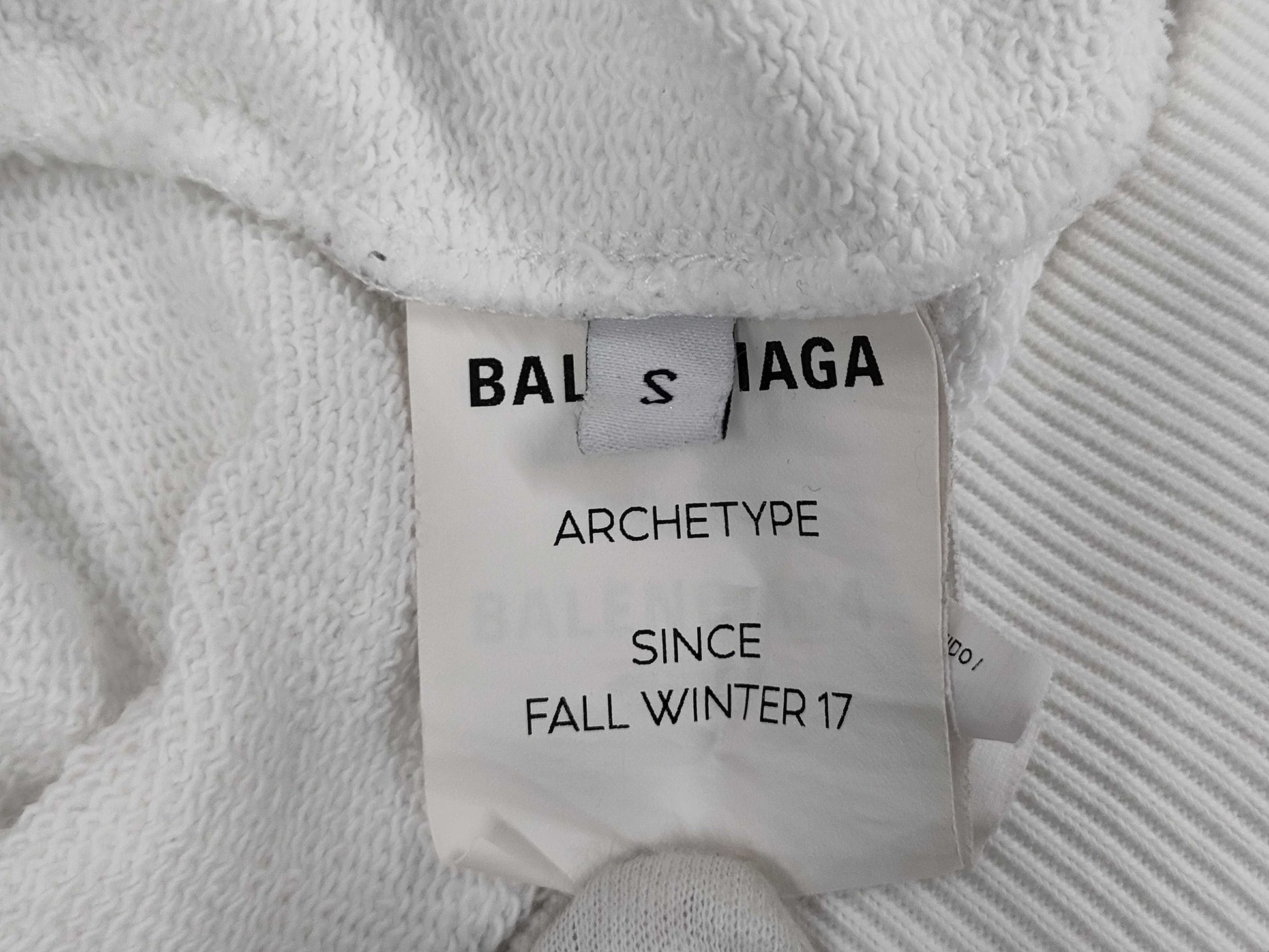BALENCIAGA Back Logo Hoodie / CA00985 Tops