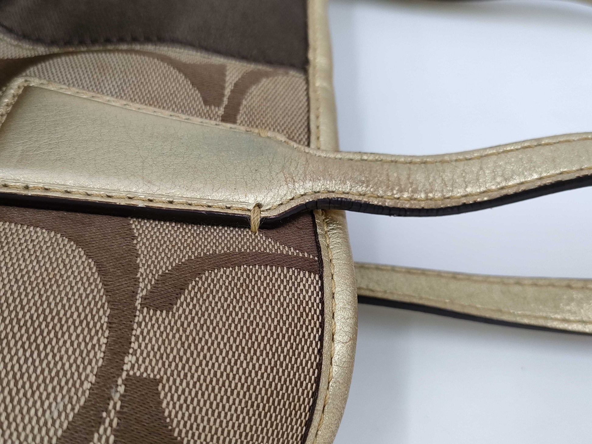 COACH Signature Shoulder Tote Bag 