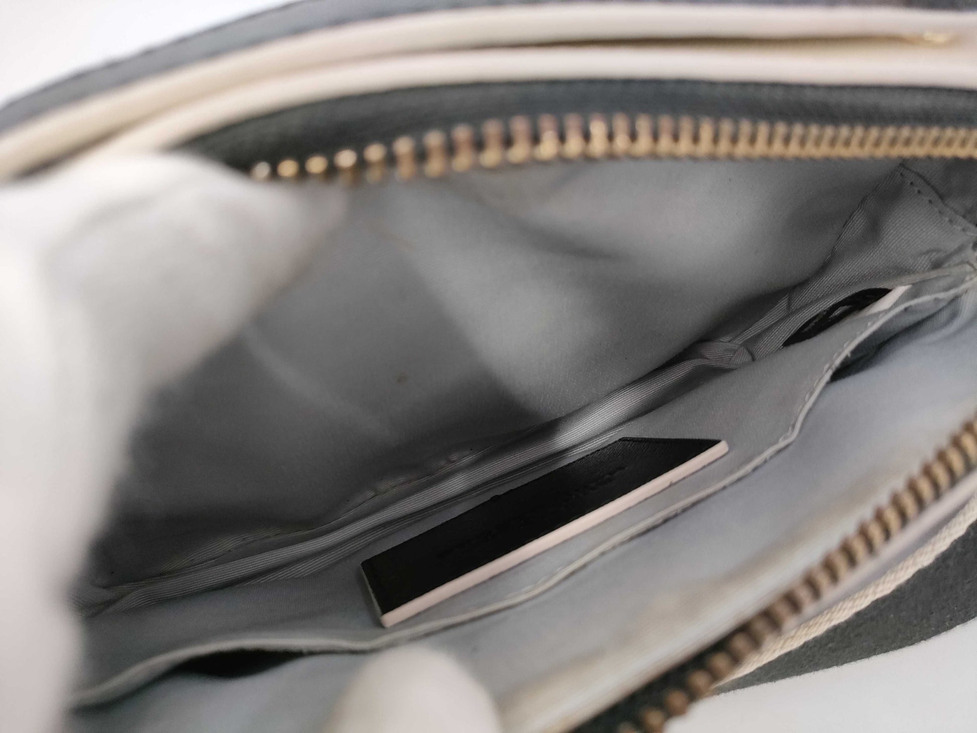 MARC JACOBS Snap Shoulder Bag
