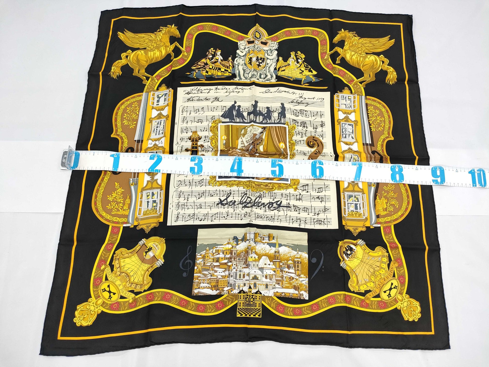 HERMES Carre Music Scarf