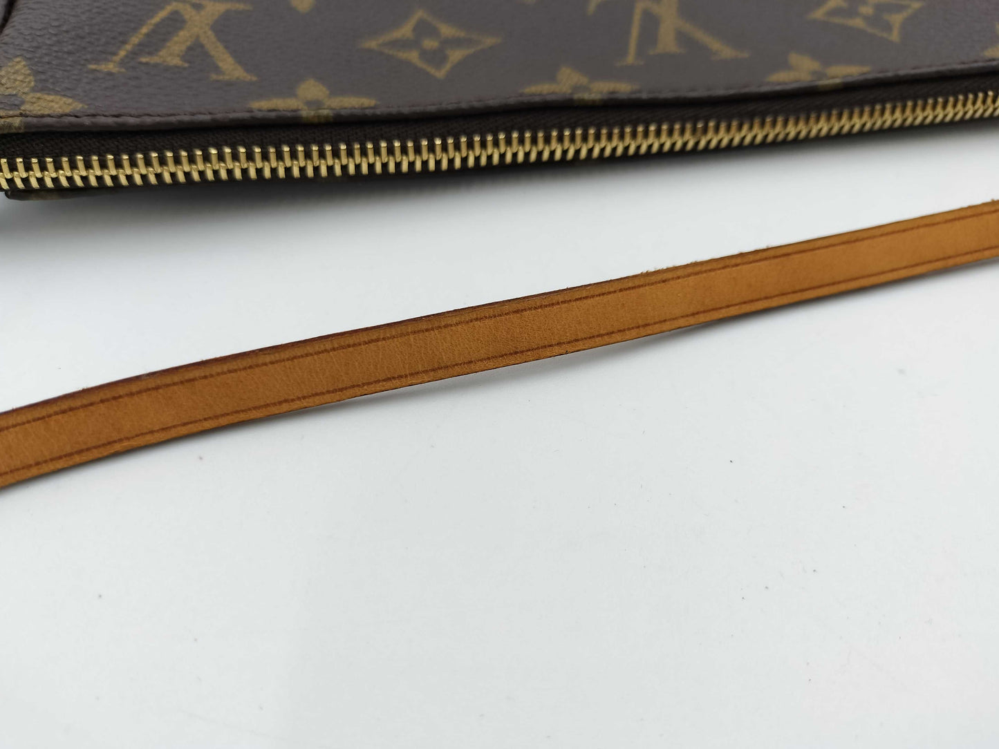 LOUIS VUITTON Monogram M51980 Pochette Accessoires Handbag