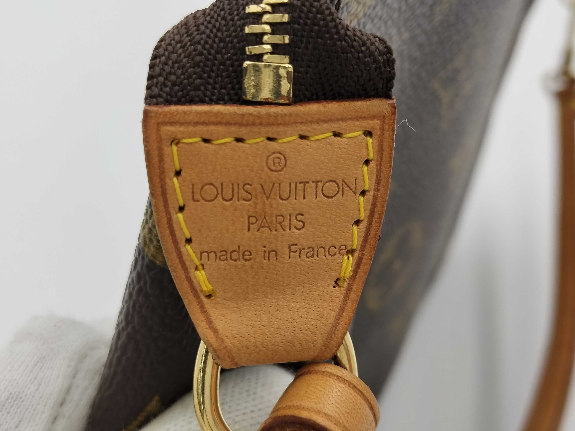 LOUIS VUITTON Monogram M51980 Pochette Accessoires Handbag